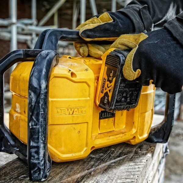Dewalt Dcr029-Qw, Radio De Obras Negro/Amarillo