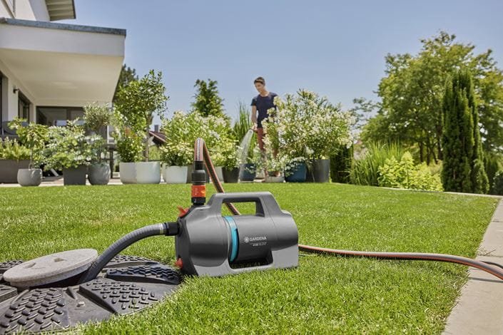 EAN 4066407502116 - Gardena 9052-20 bomba de agua 550 W Bomba de presión sumergible 3,6 bar 4100 l/h imagen 2