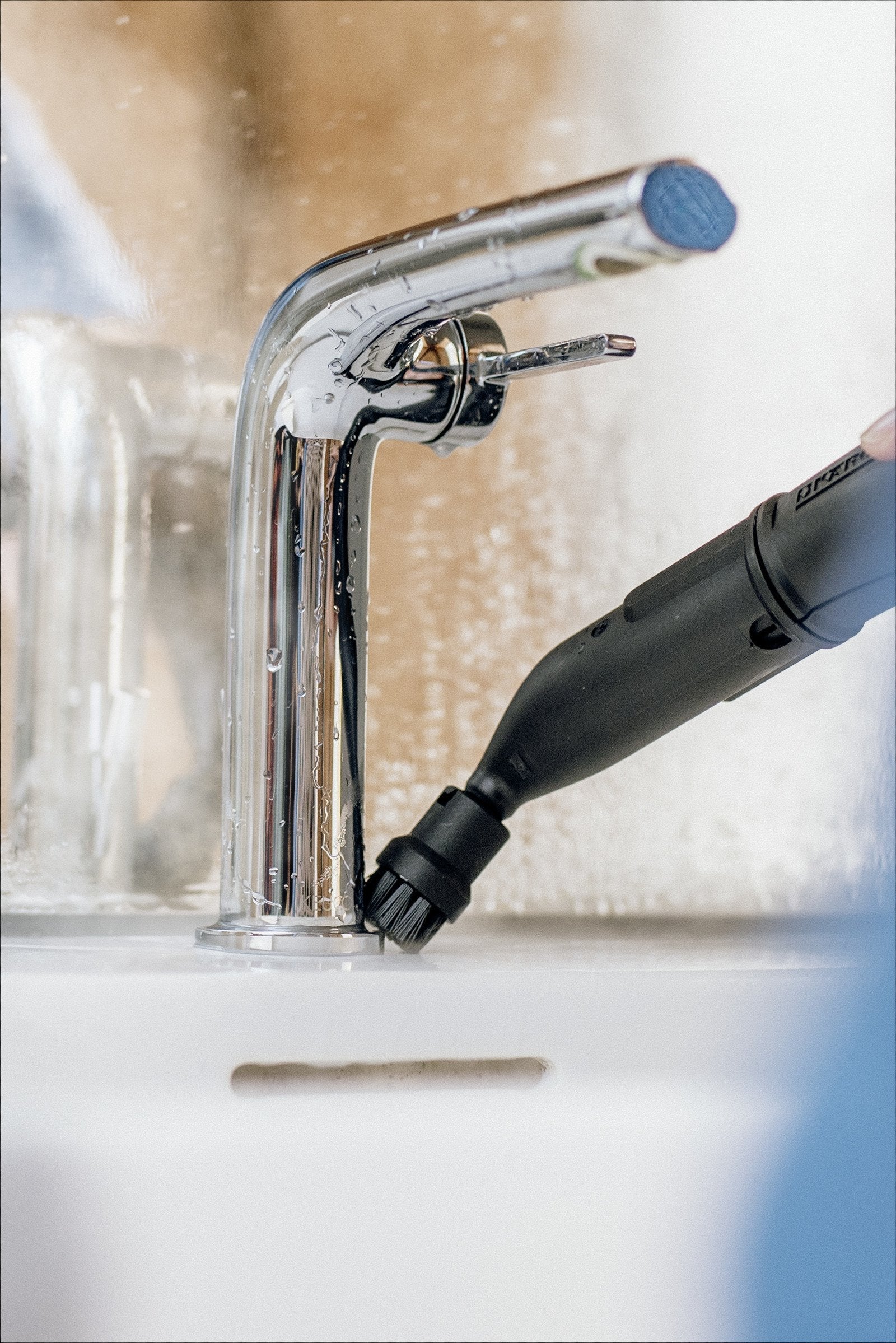 Kärcher Sc 5 Easyfix Iron Plug Limpiador A Vapor Cilíndrico 1,5 L 2250 W Negro, Blanco