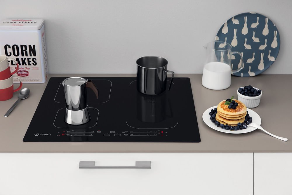 Indesit Ib 65b60 Ne Negro Integrado 59 Cm Con Placa De Inducción 4 Zona(S)