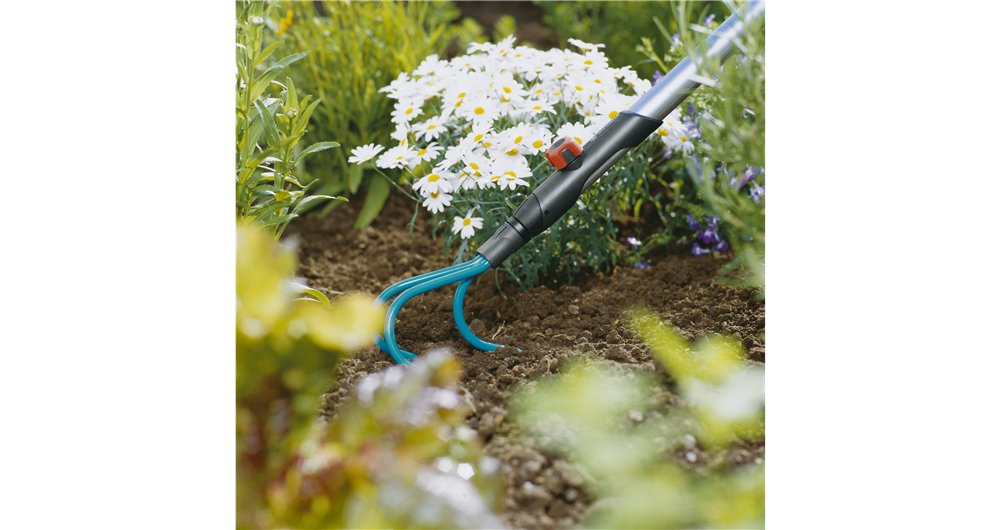 EAN 4078500316606 - Gardena 3166-20 arado de cincel y cultivador manual Turquesa Rastrillo de jardín imagen 2