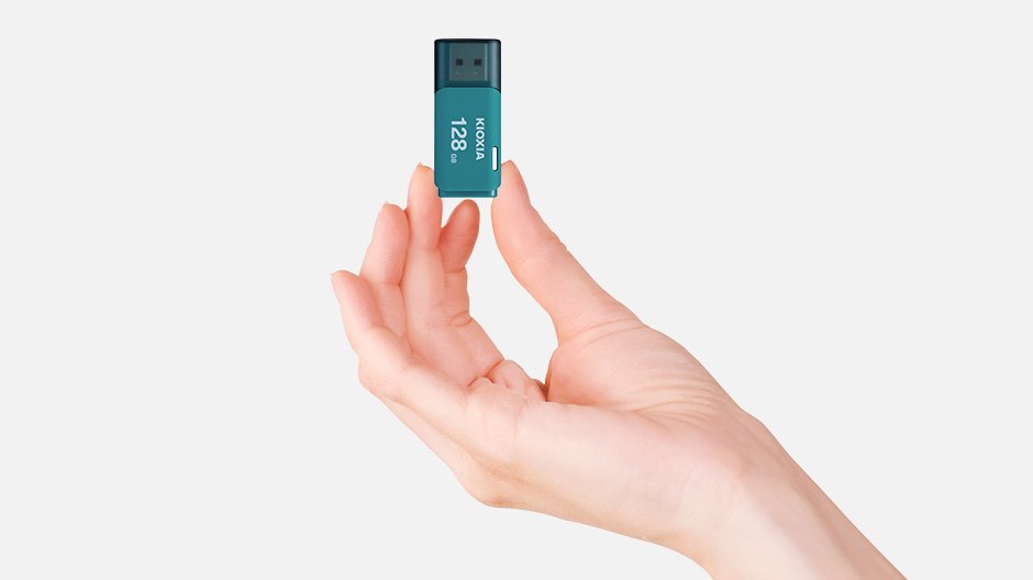 EAN 4582563859098 - Kioxia LU202L128GG4 unidad flash USB 128 GB USB tipo A 2.0 Azul imagen 2