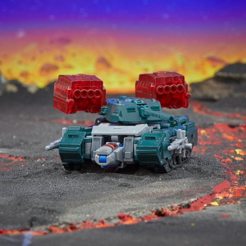 Figura Hasbro Transformers Legacy United Deluxe Overcharge