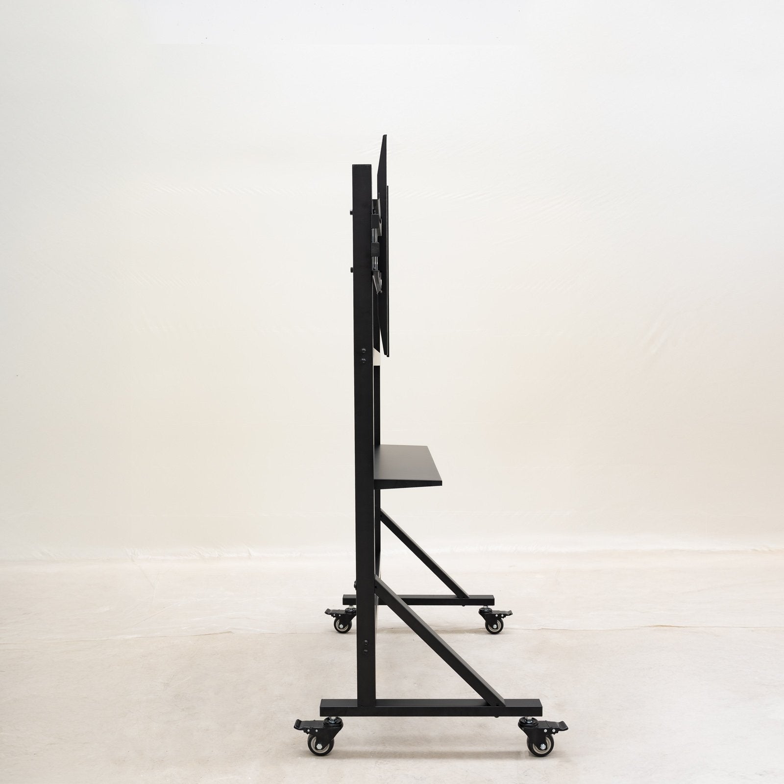 Soporte Suelo Ruedas "Optimus" 60-105"