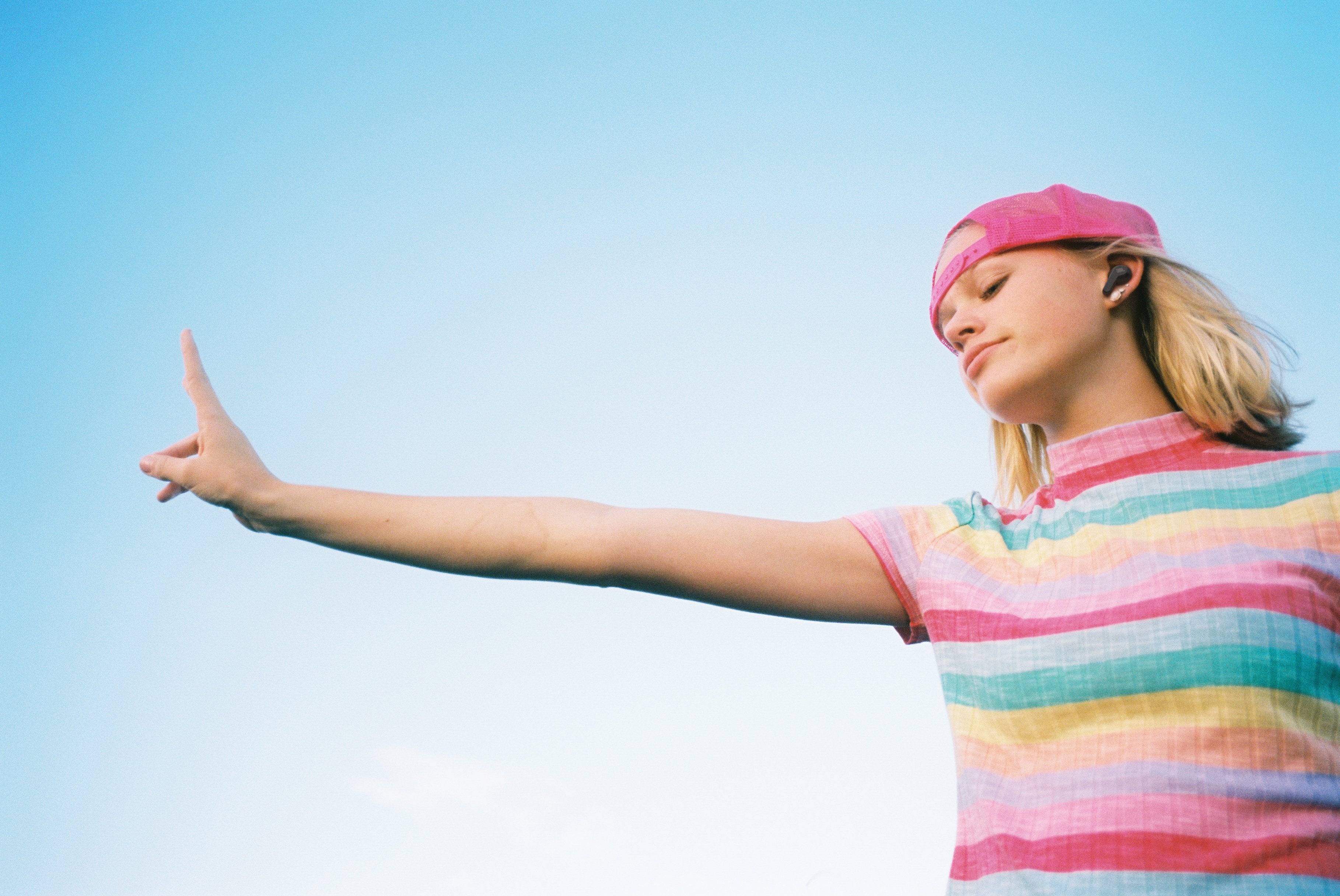 EAN 6925281988424 - JBL Wave 200 TWS Auriculares Inalámbrico Dentro de oído Música Bluetooth Negro imagen 12