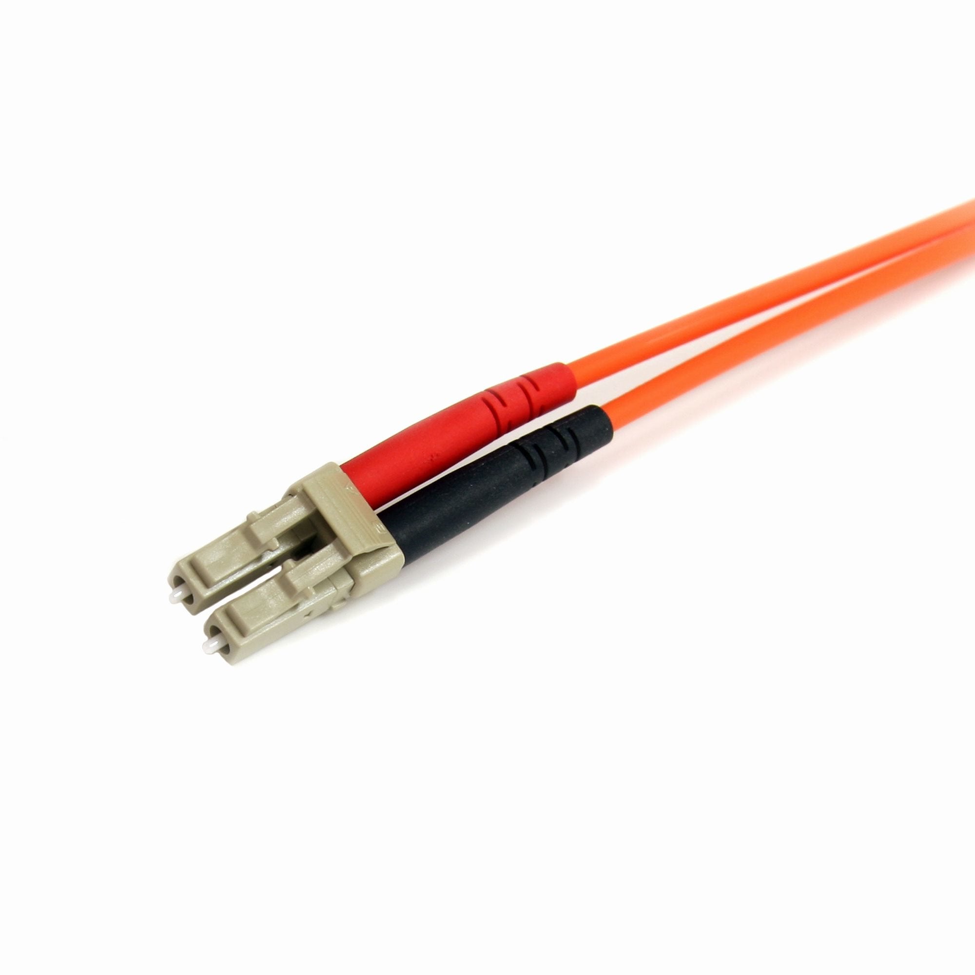 EAN 0065030797719 - StarTech.com FIBLCST3 Cable de fibra óptica e InfiniBand Naranja imagen 3