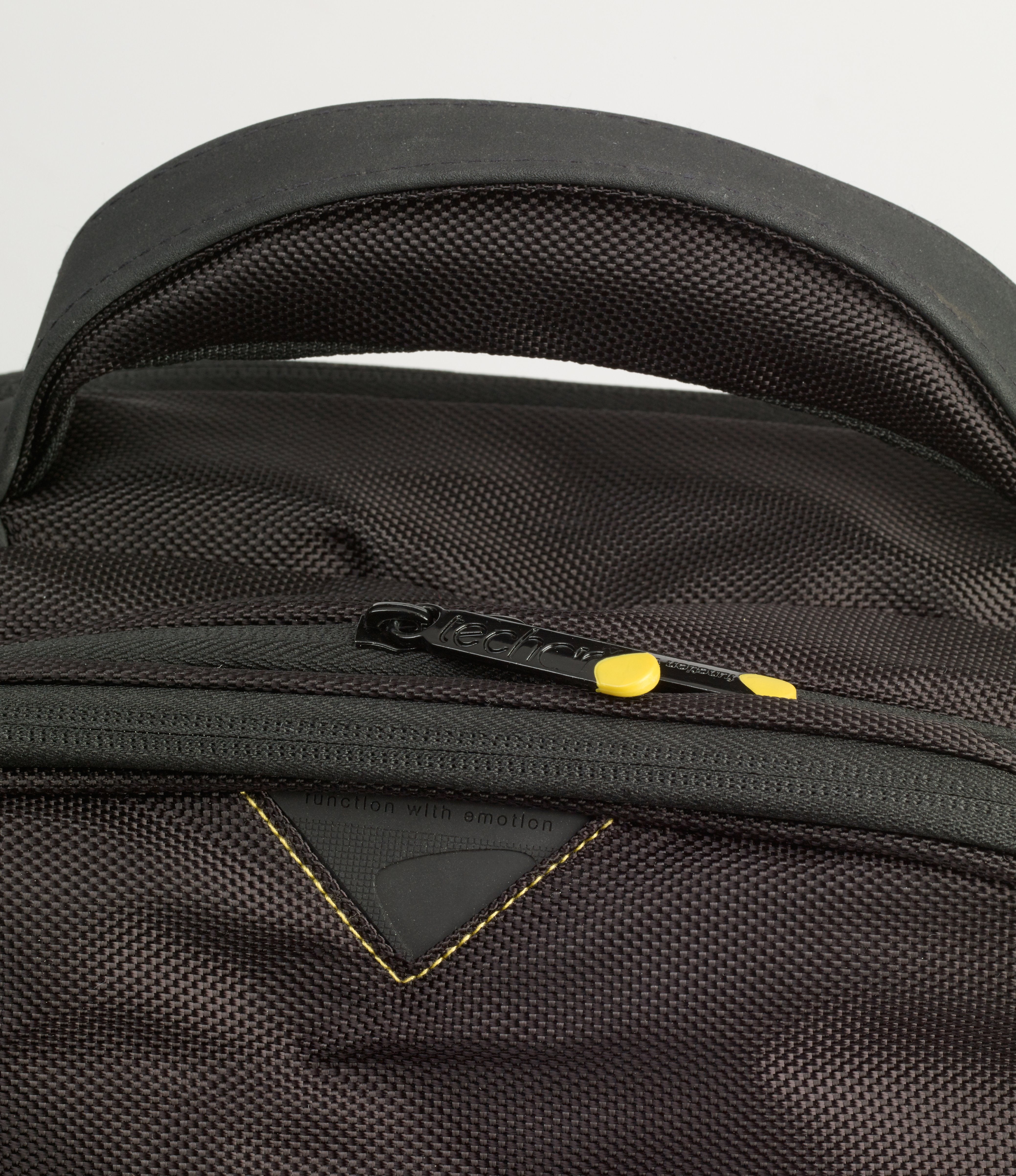EAN 5060182458193 - Techair Classic pro 39,6 cm (15.6") Mochila Negro imagen 5