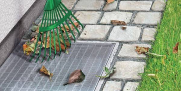 Tesa Fliegengitter Insect Mop Lichtschacht-Abdeckung Alumin