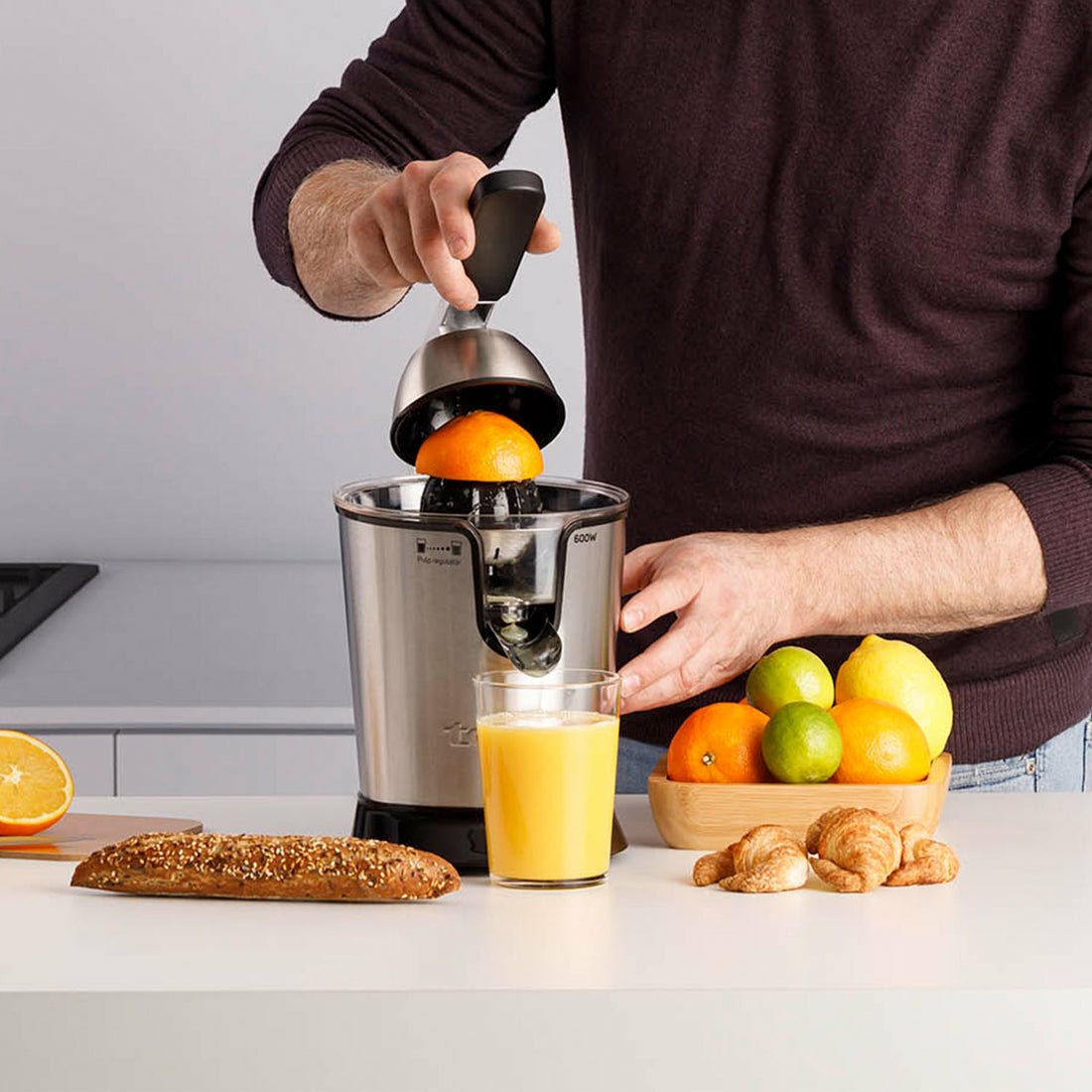 Exprimidor De Cítricos Taurus Easy Press 1000 Legend