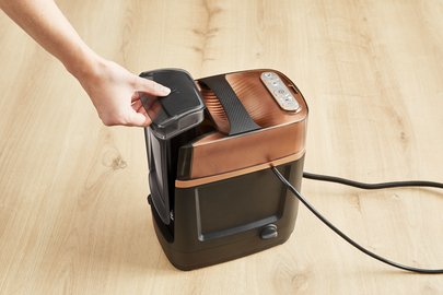 EAN 3121040075203 - Tefal QT2020 1,1 L 2170 W Negro, Cobre imagen 4