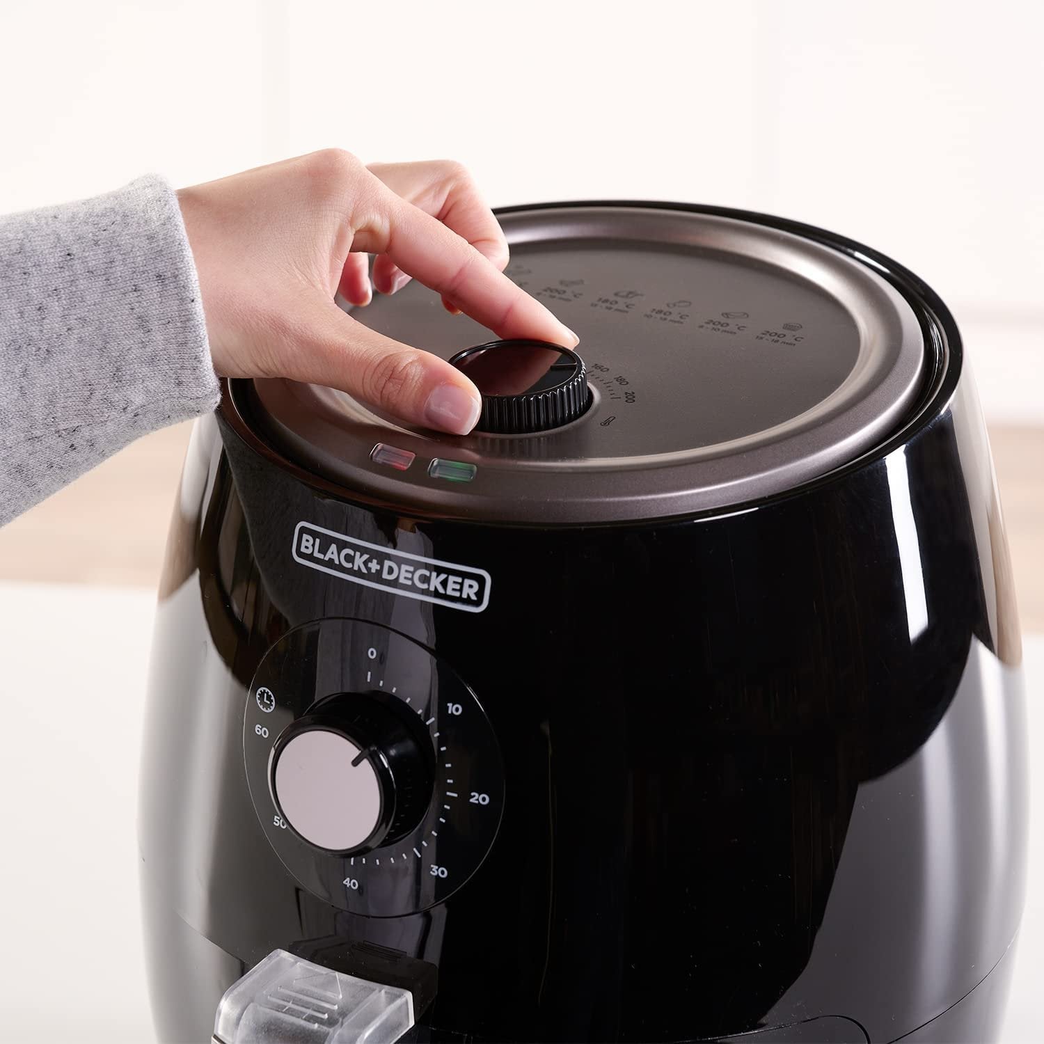 EAN 8432406730014 - Black & Decker BXAF2500E freidora Sencillo 2,5 L Independiente 1500 W Freidora de aire caliente Negro imagen 12