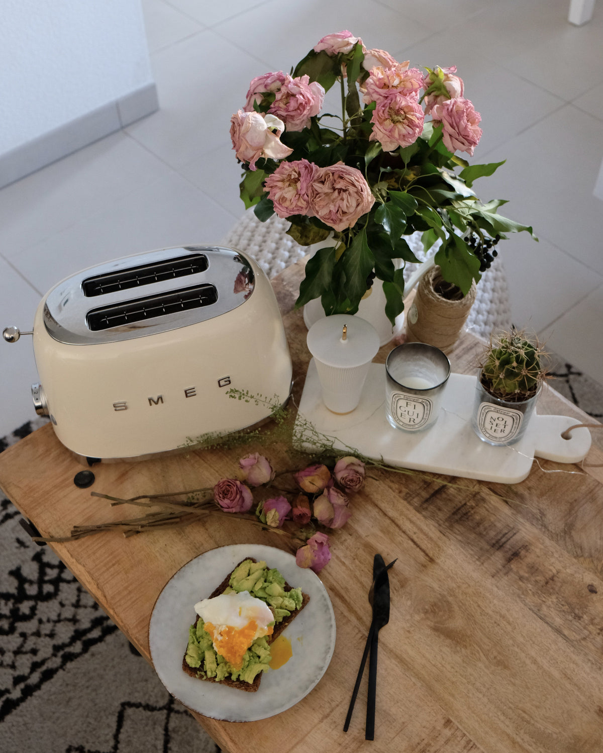 EAN 8017709186920 - Smeg TSF01CREU tostadora 6 2 rebanada(s) 950 W Crema de color imagen 15