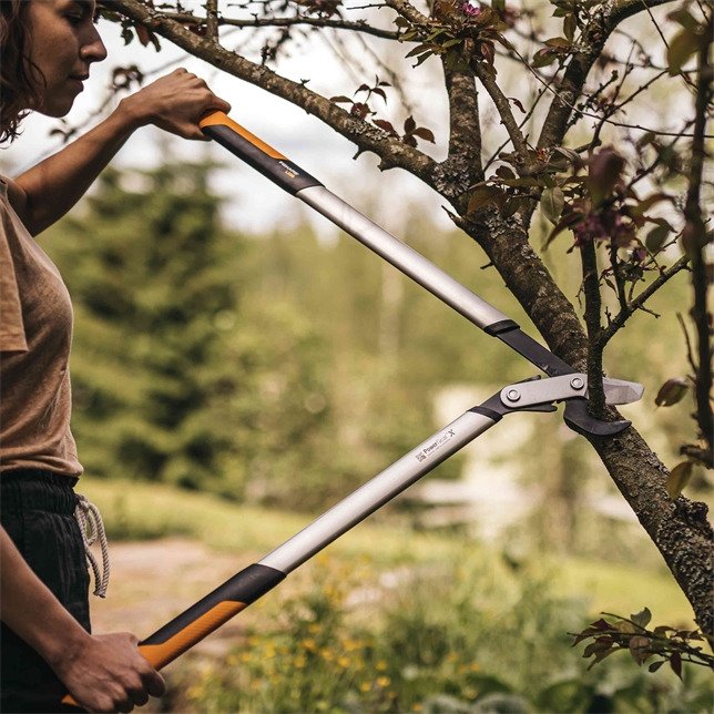 EAN 6411501124906 - Fiskars 1020188 tijera podadora Podadora con corte bypass imagen 2