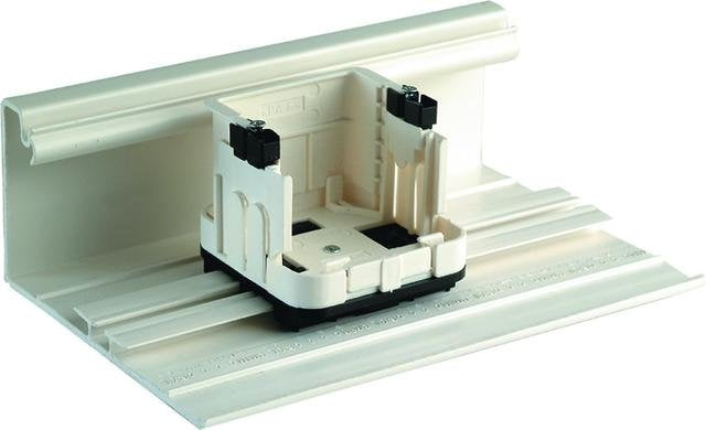 Telegärtner Universal Equpiment Mounting Set For Outlets With 1 Half Shell Gris