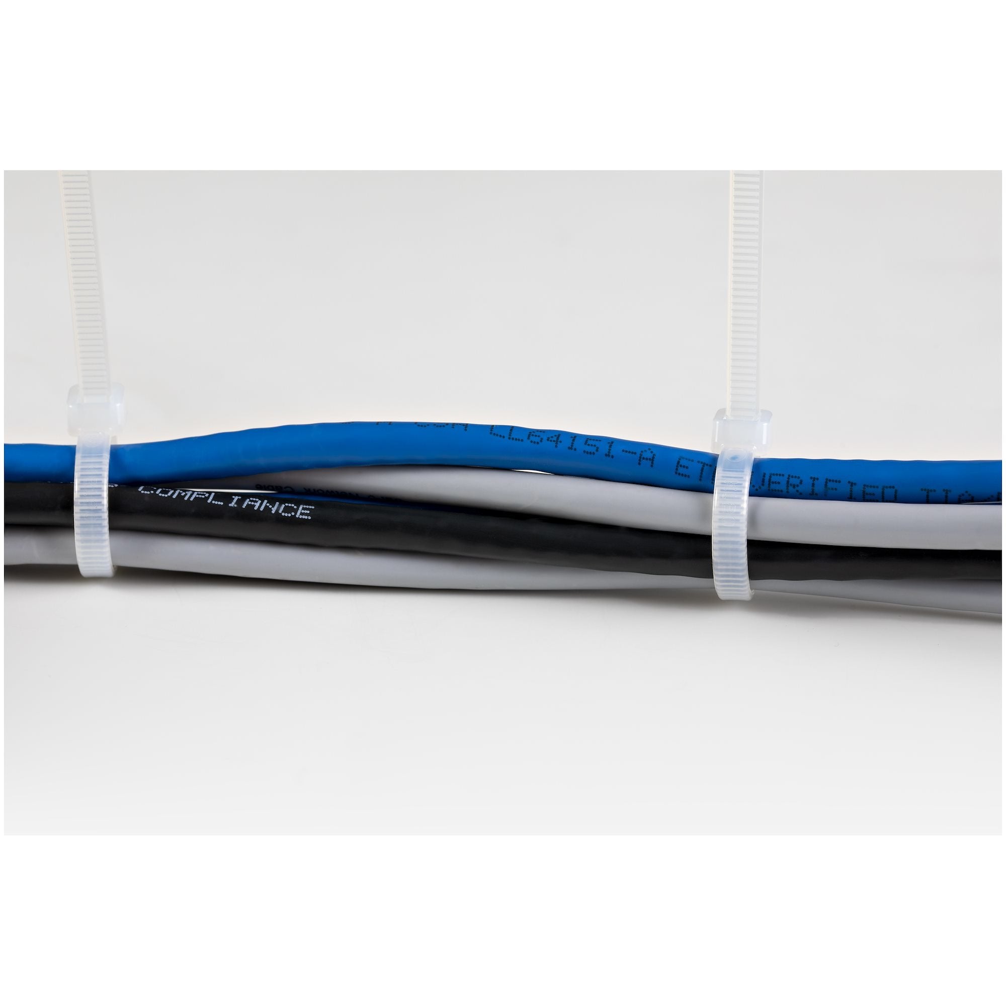 EAN 0065030890731 - StarTech.com CBMZT8N presilla Brida reutilizable Nylon, Plástico Blanco 100 pieza(s) imagen 4