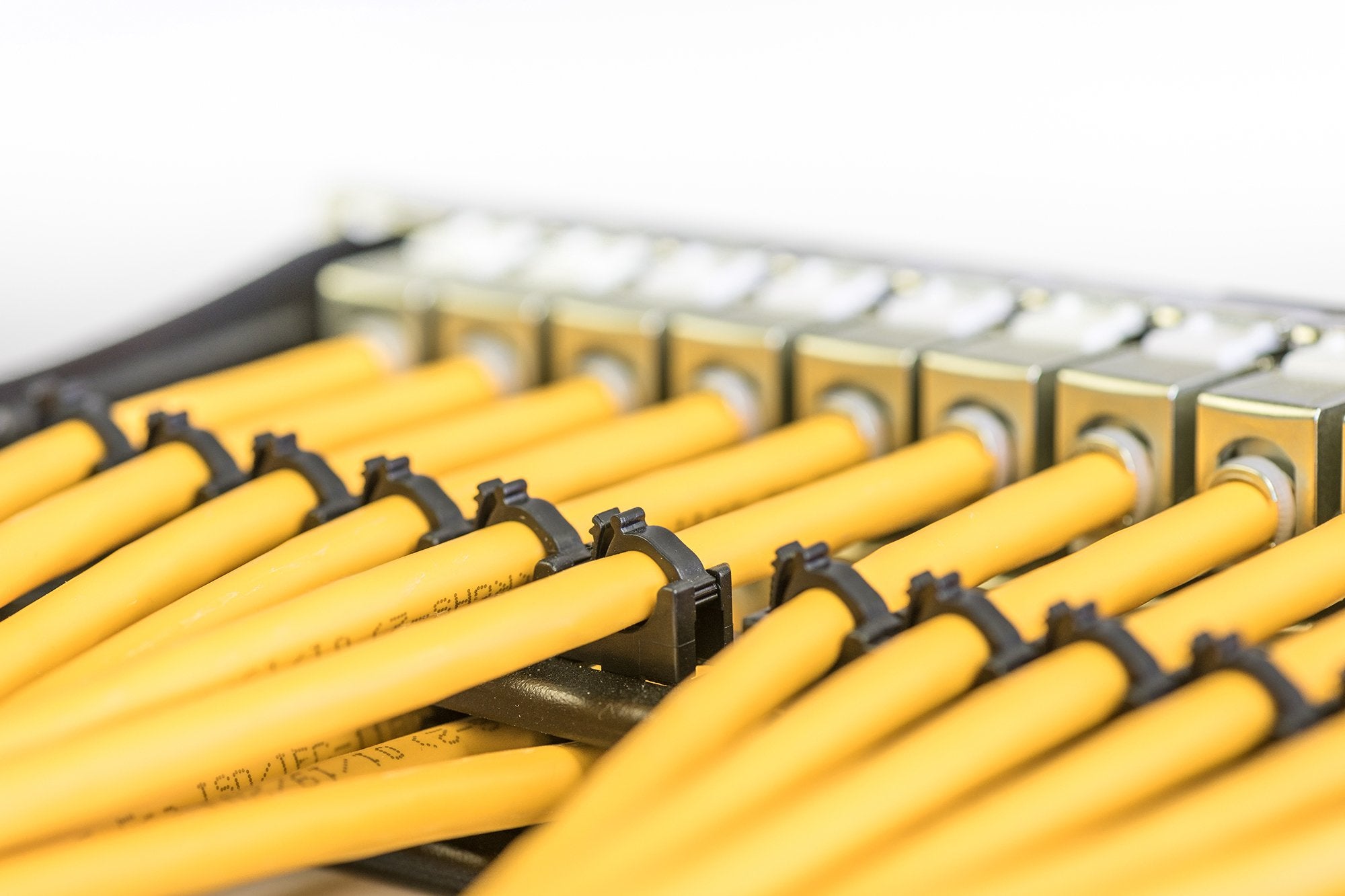 EAN 4016032462828 - Digitus DK-1743-A-VH-1 cable de red Amarillo Cat7a S/FTP (S-STP) imagen 3