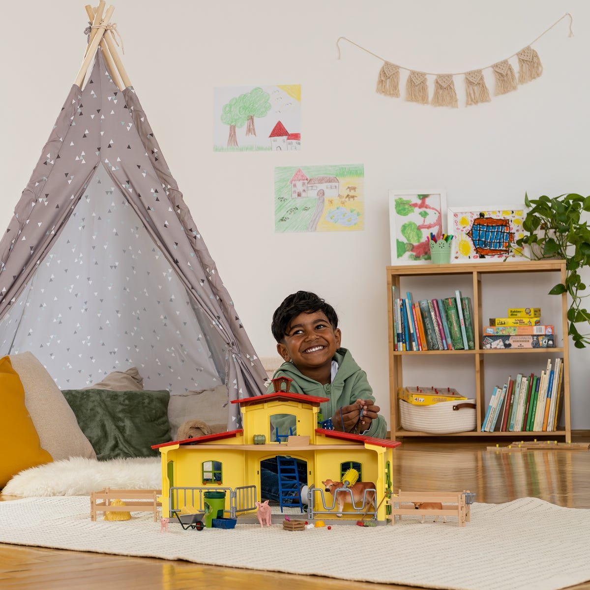 Figura Schleich Farm World Gran Establo, 42605