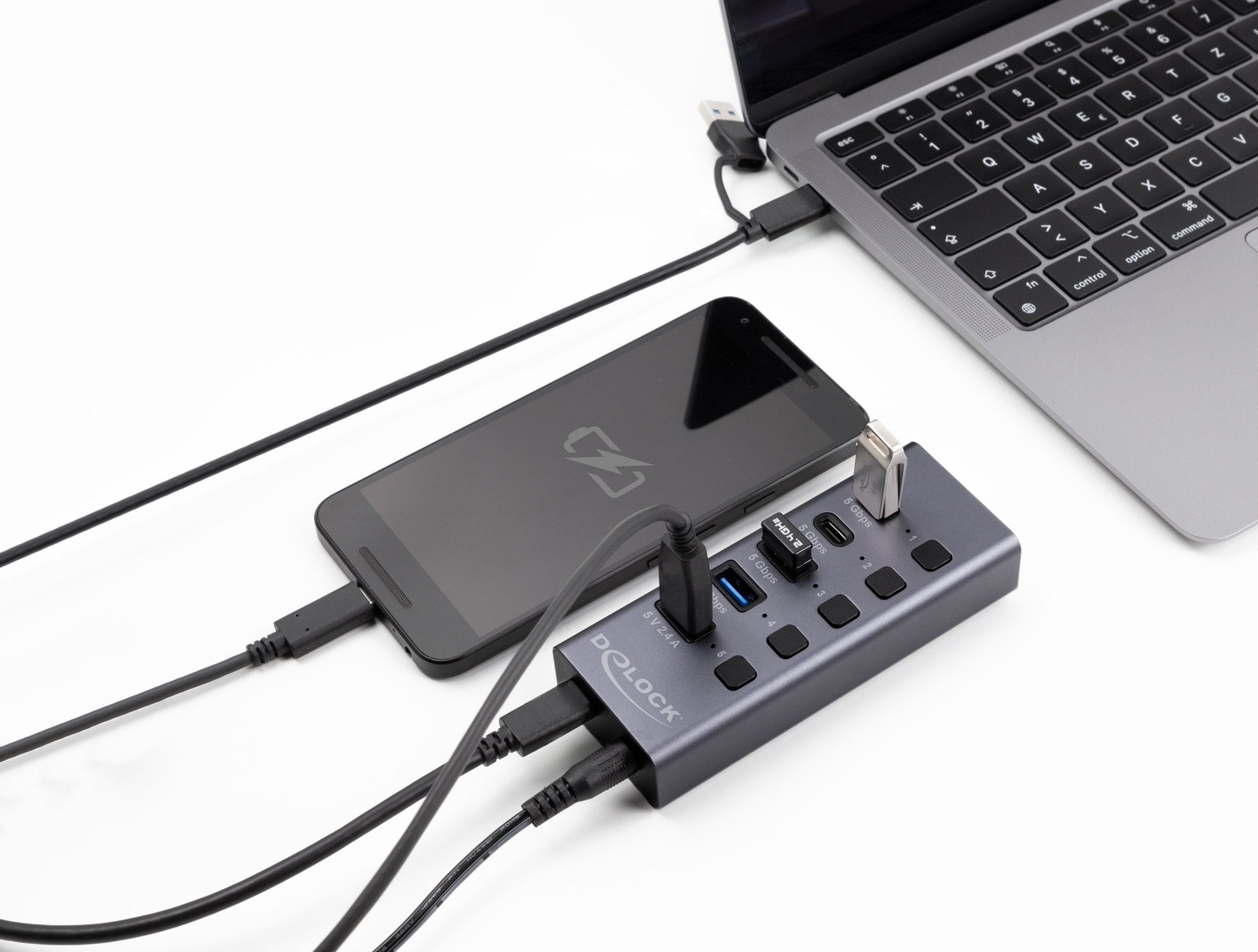 Usb 5 Gbps Hub Mit 2 X Usb Typ-A Und 2 X Usb Type-C Buchse Und 1 X Schnellladeport + Schalter