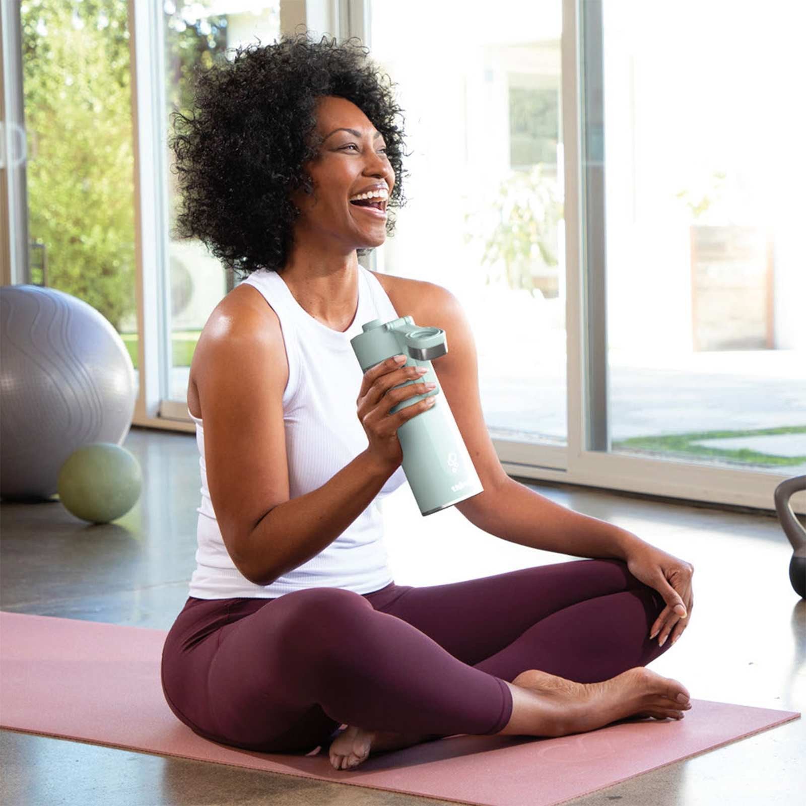 EAN 0622356293686 - Ninja Thirsti Uso diario, Fitness, Senderismo, Deportes 530 ml Plástico, Acero inoxidable Color menta imagen 4