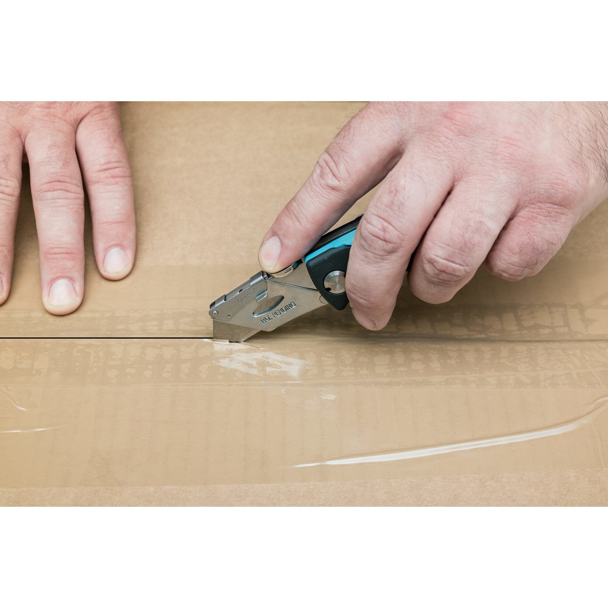 Navaja Hazet 2157-1 (Negro/Azul, Mango Cómodo De Abs Resistente A Golpes) 2157-1 2157-1