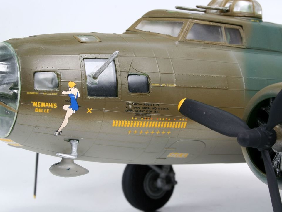 EAN 4009803042978 - Revell 4297 Maqueta de avión de ala fija Kit de montaje 1:48 imagen 3