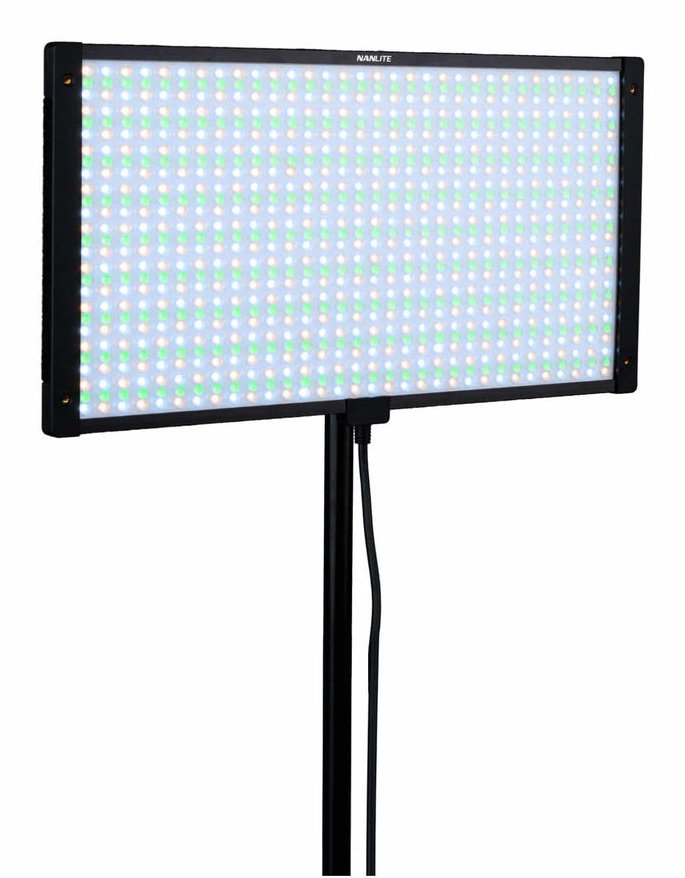EAN 6949987425939 - Nanlite PavoSlim 120C 150 W imagen 7