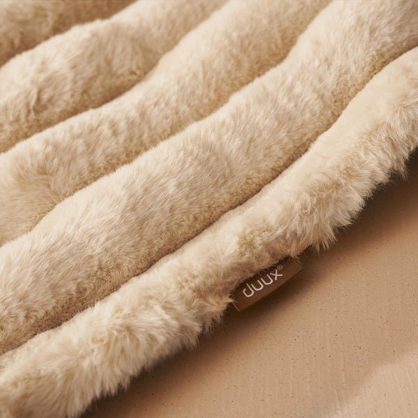 Duux Yentl Wrmedecke Striped Rabbit Faux Fur Beige (200x200)