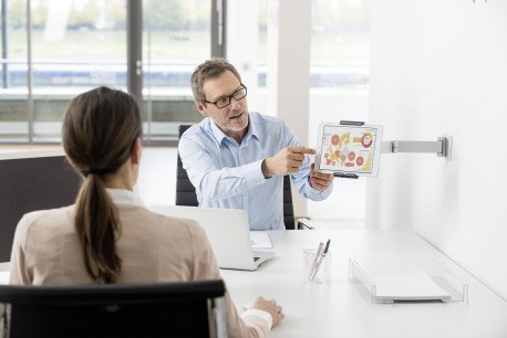 Durable 893423 Soporte Tablet/Umpc Plata Soporte Activo Para Teléfono Móvil