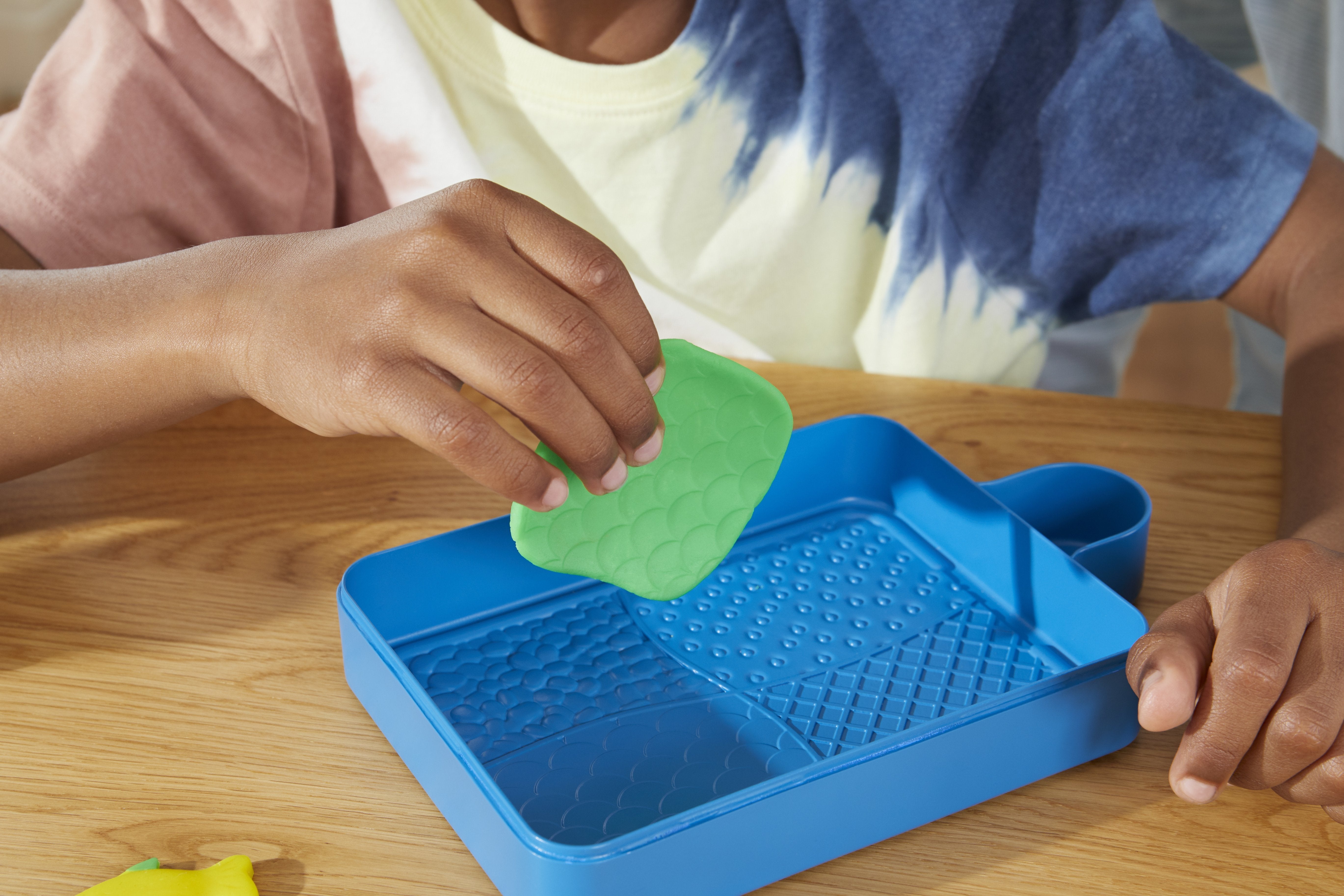 Hasbro Play-Doh Little Chef Starter Kit, Amasar F69045l0