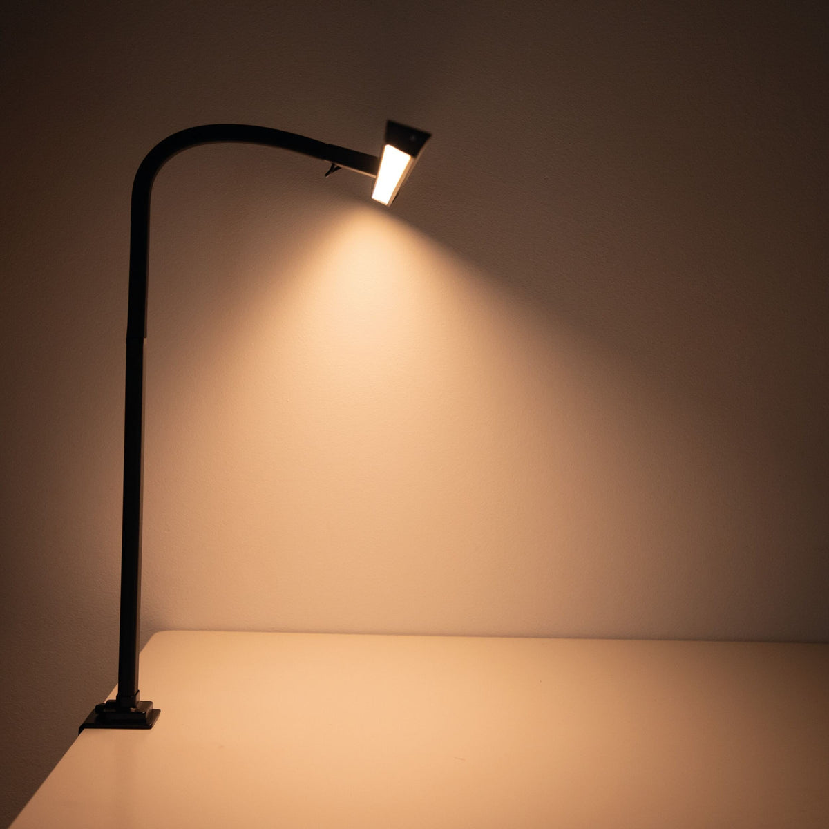 EAN 4002390091657 - MAUL 8189890 luz de pantalla Negro 1800 lm imagen 26