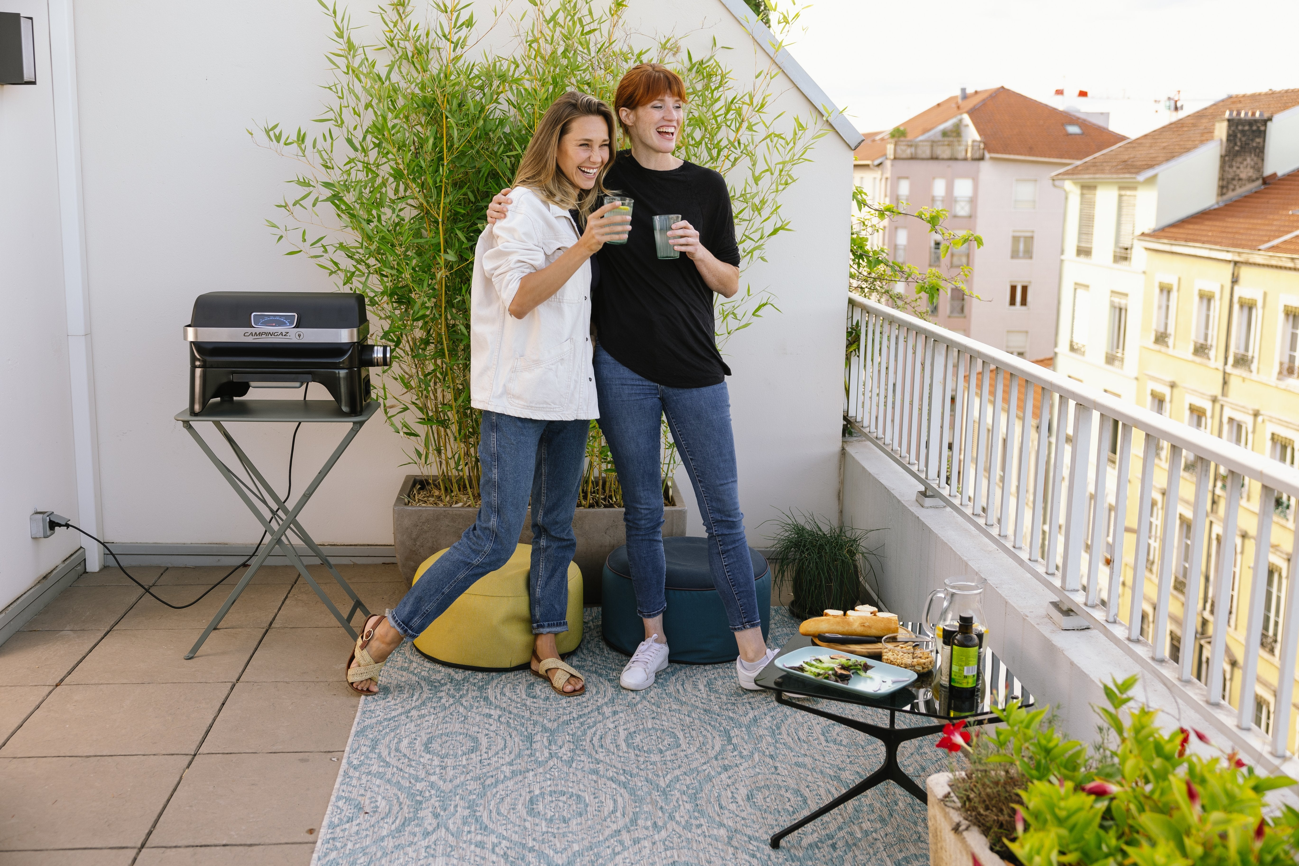 Parrilla Eléctrica Campingaz Attitude 2go Eléctrica Negra/Plateada, 2.000 Vatios, Modelo 2024 2177560