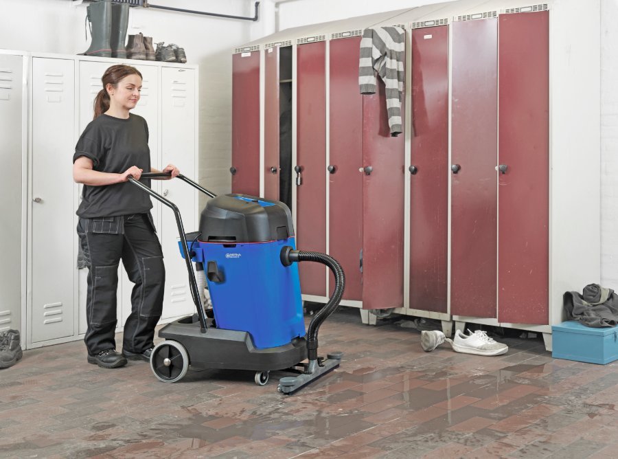 Aspirador Industrial Nilfisk Maxxi Ii 55-2wd