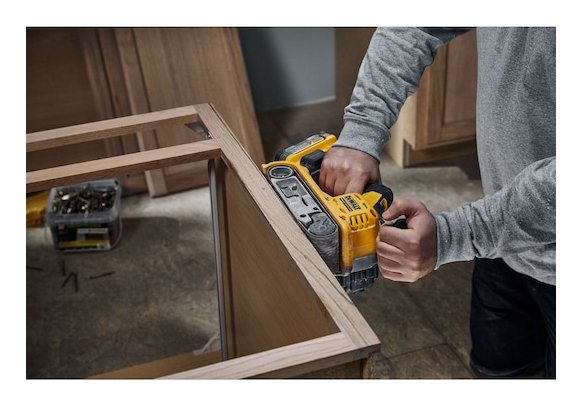 EAN 5035048793848 - DeWALT DCW220NT-XJ lijadora portátil Lijadora de banda Negro, Amarillo imagen 11