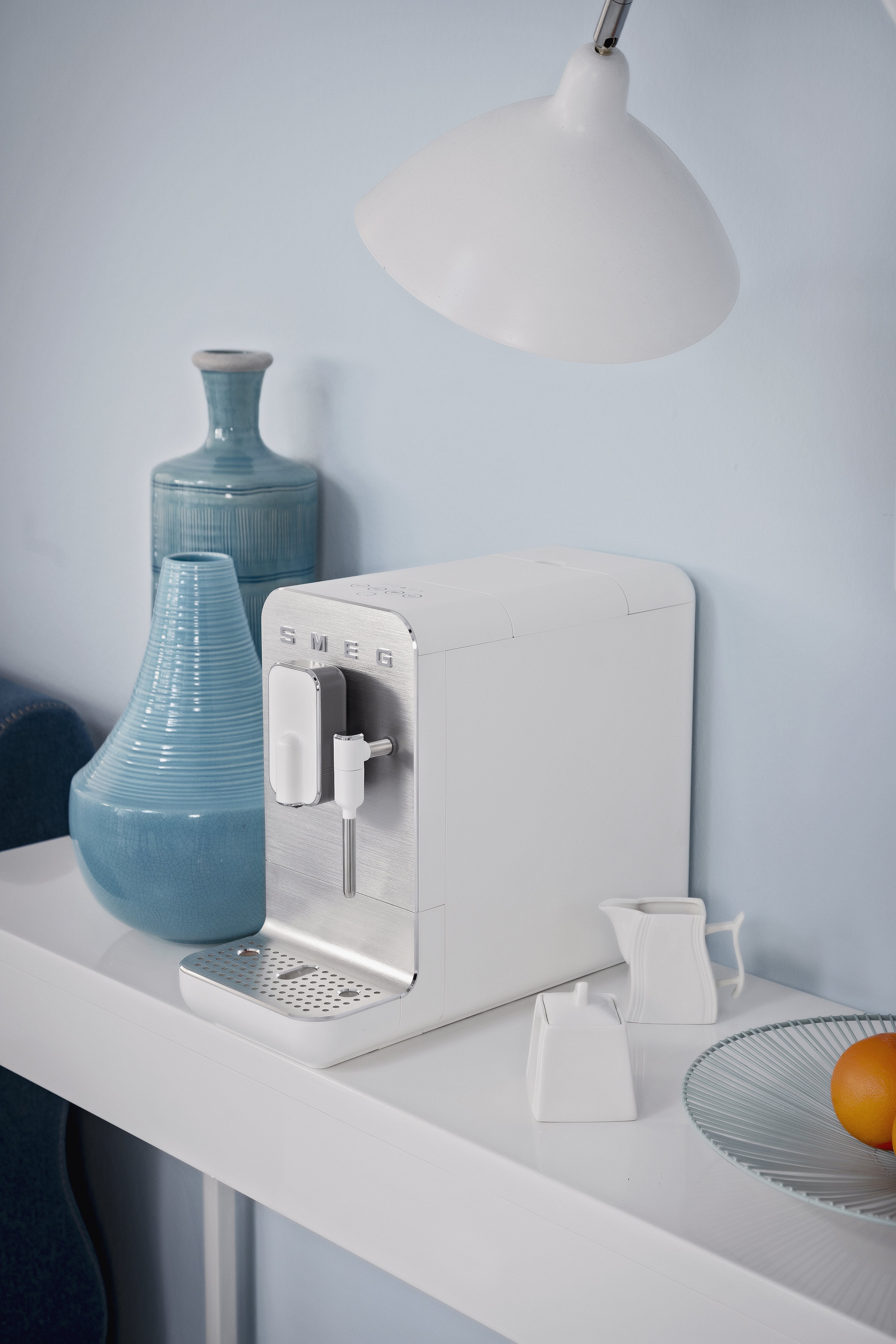 EAN 8017709334932 - Smeg BCC12WHMEU cafetera eléctrica Máquina espresso 1,4 L imagen 31