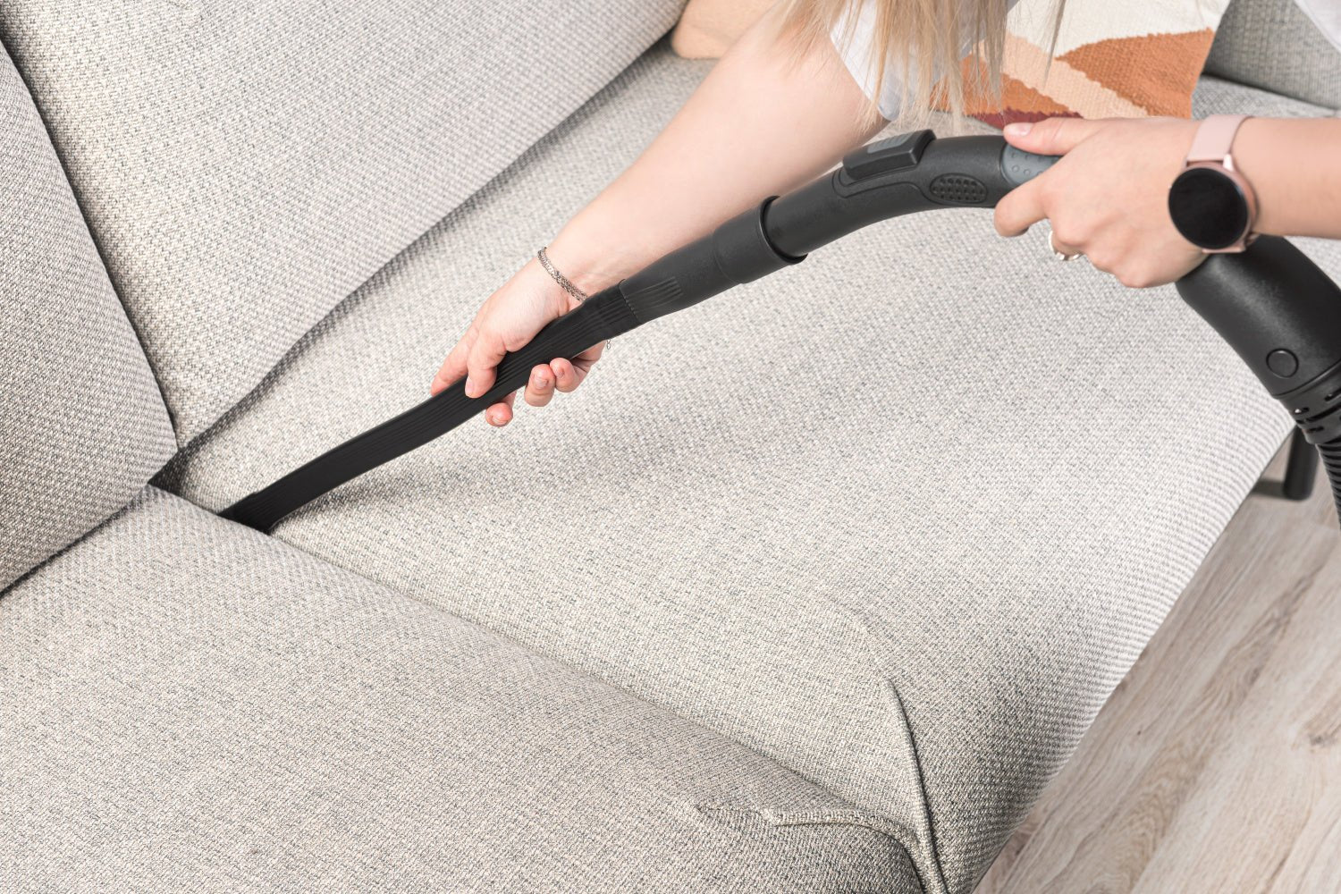 Aspirador Eta Stormy Eta251790000 Sin Bolsa, Potencia 700 W, Capacidad Polvo 2,2 L, Azul