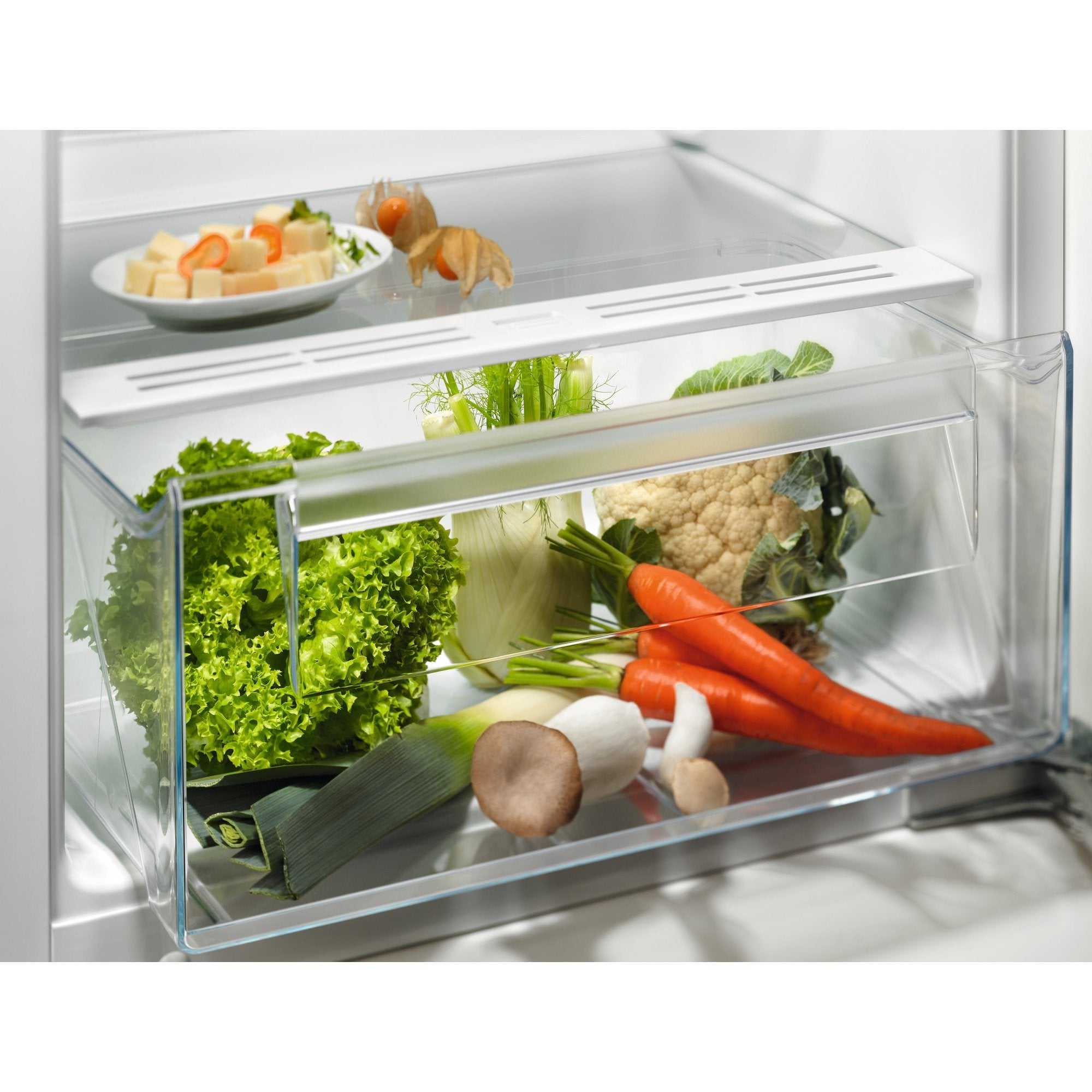 EAN 7333394014555 - Electrolux LFB3AE12S nevera combi Integrado 188 L Blanco imagen 9