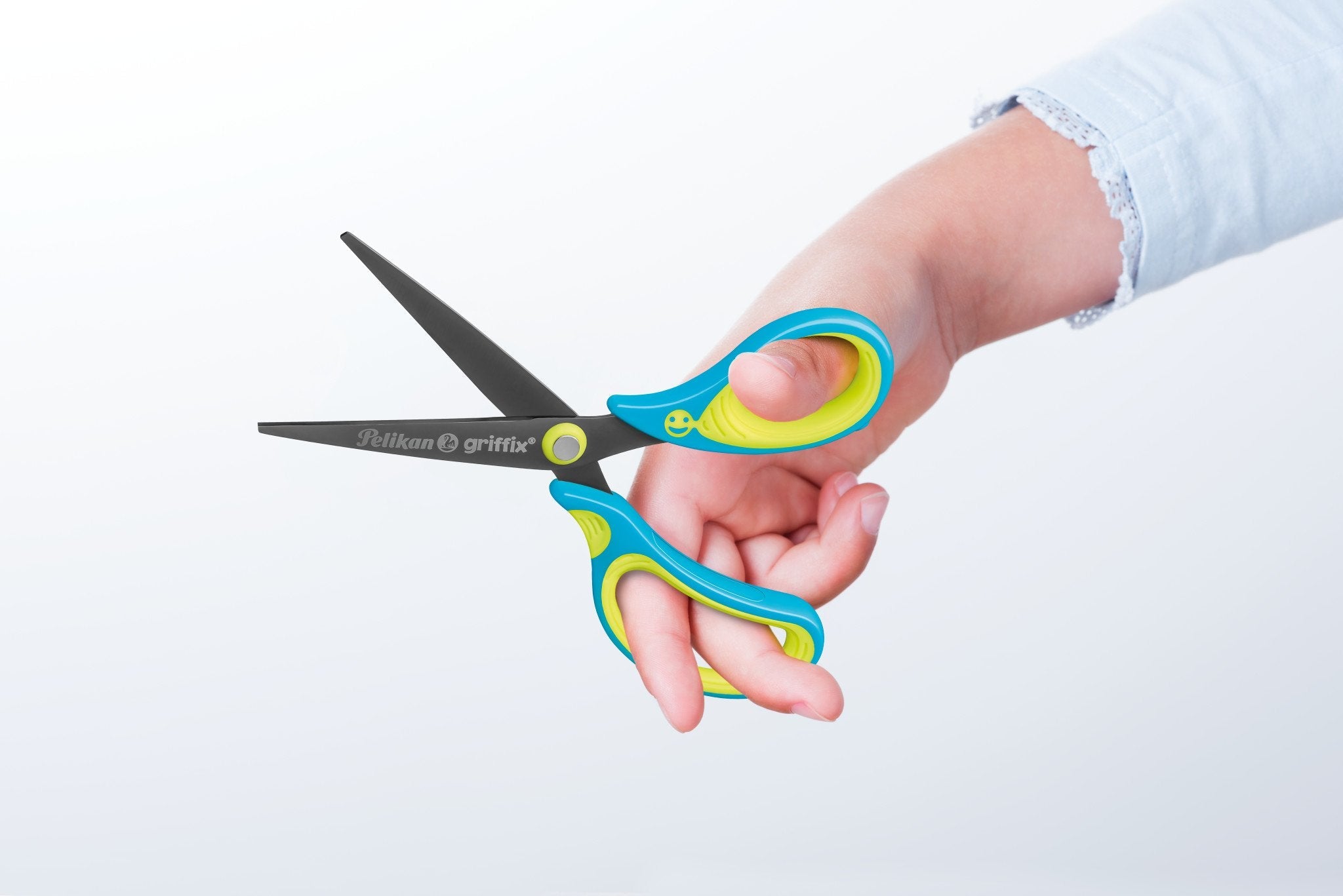 Pelikan 810272 Tijera De Escritorio Y Manualidades Corte Recto Azul, Cal