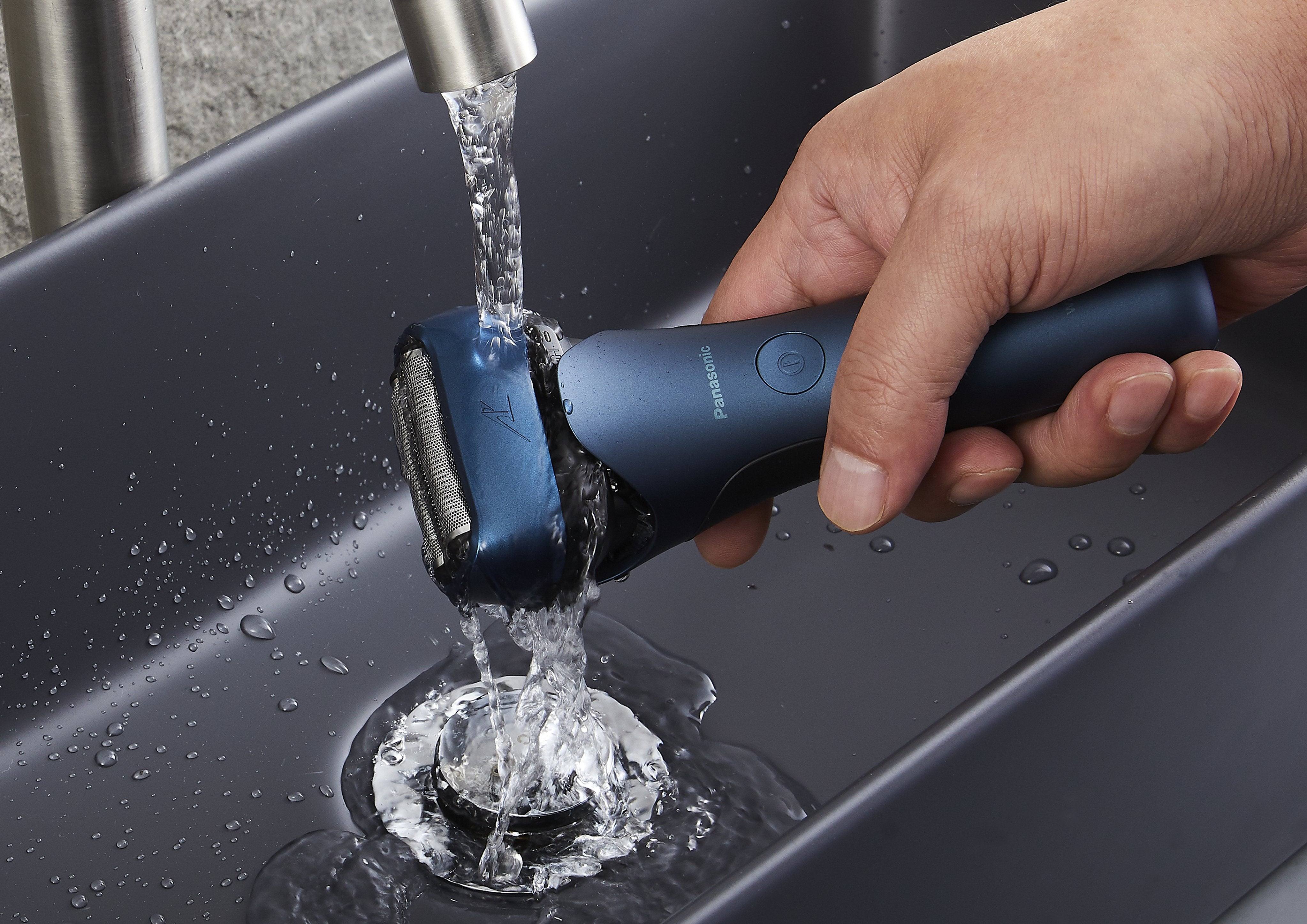 Cortadora De Pelo Para Barba Panasonic Es-Lt4b-A803, Azul Oscuro