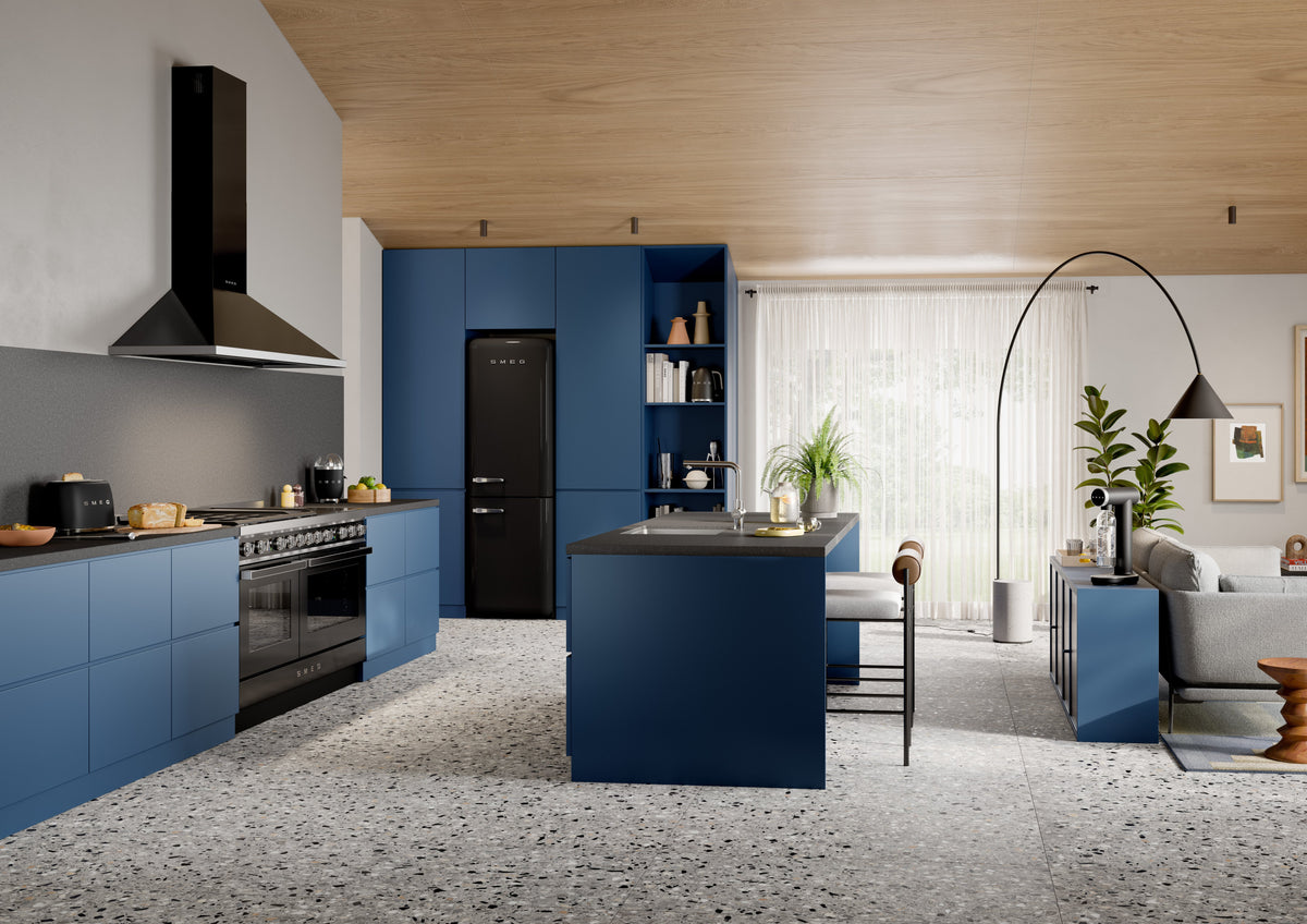 EAN 8017709318871 - Smeg CJF11BLEU prensa de cítricos eléctricos 70 W Negro imagen 5