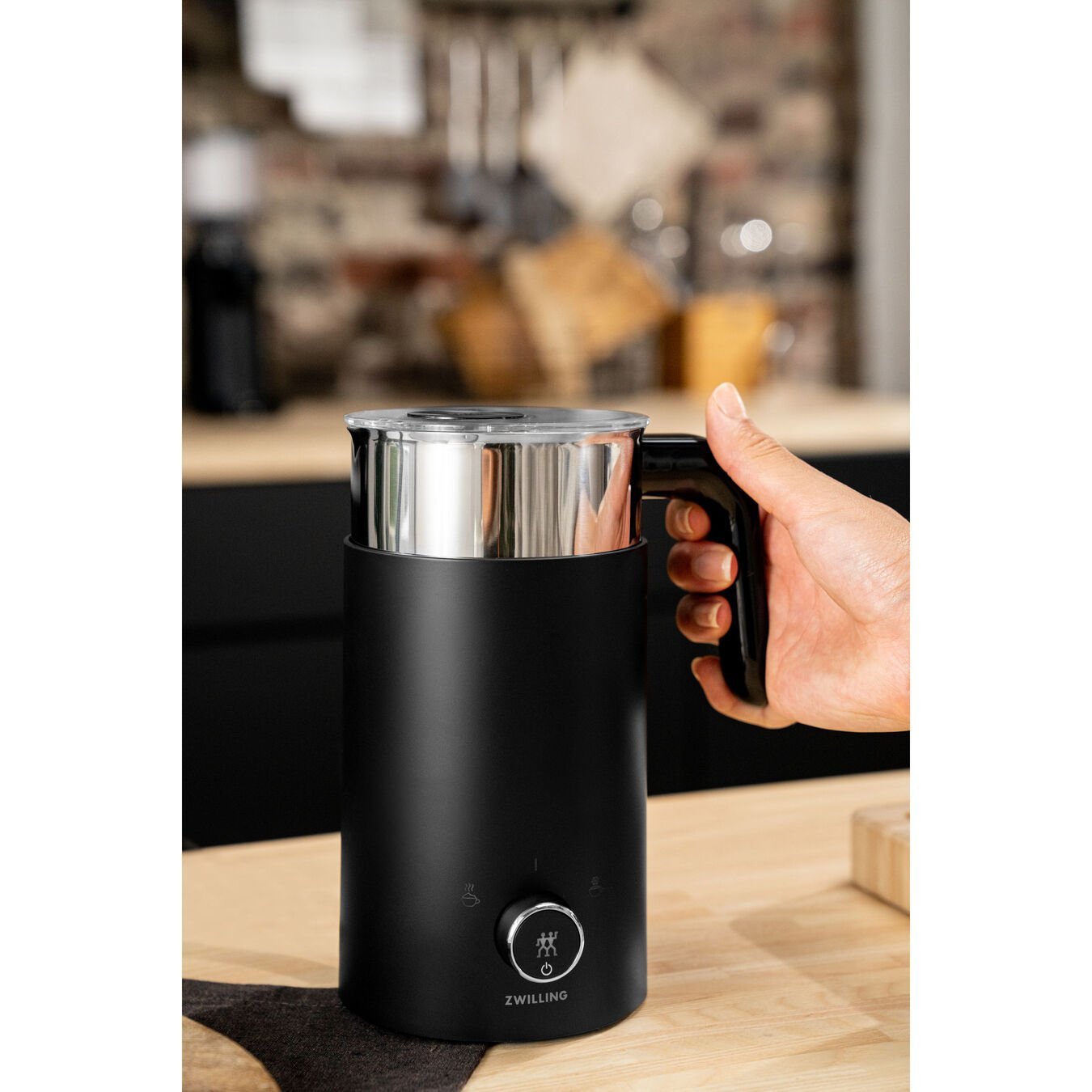 EAN 4009839643033 - ZWILLING Enfinigy Automatic milk frother/warmer Negro imagen 3