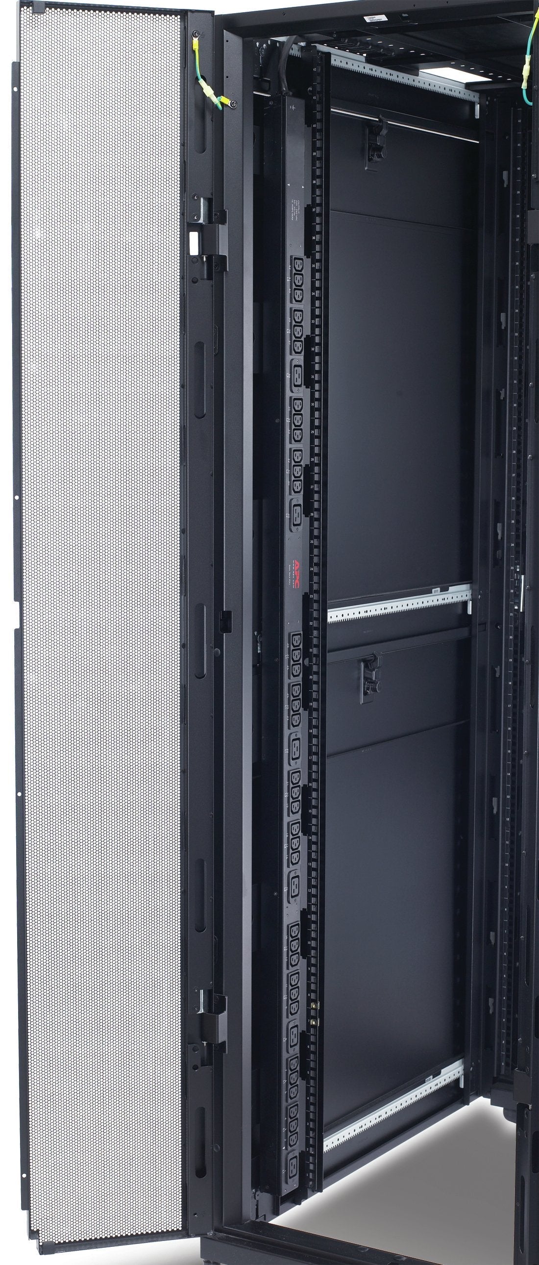 Apc Basic Rack Pdu Zero U Unidad De Distribución De Potencia (Montaje En Bastidor) Ca 230/400 V Trifásico Input: Iec 60309 16a Conectores De Salida: 42 (Power Iec 60320 C13 Iec 60320 C19) 0u Negro Para P/N: Smx1500rmncus Srt1000rmxli Sr