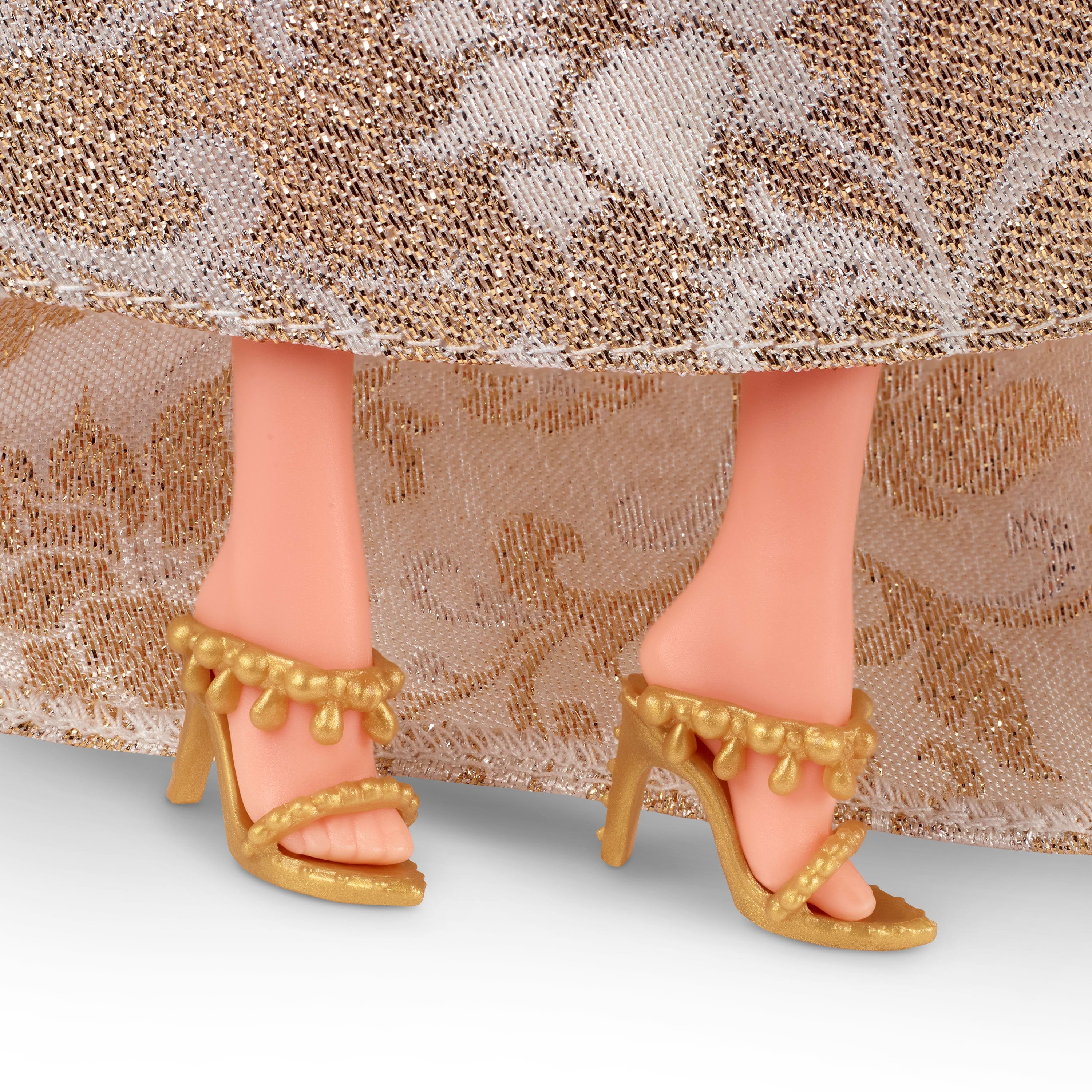 EAN 0194735260966 - Barbie Signature JBH95 muñeca imagen 4