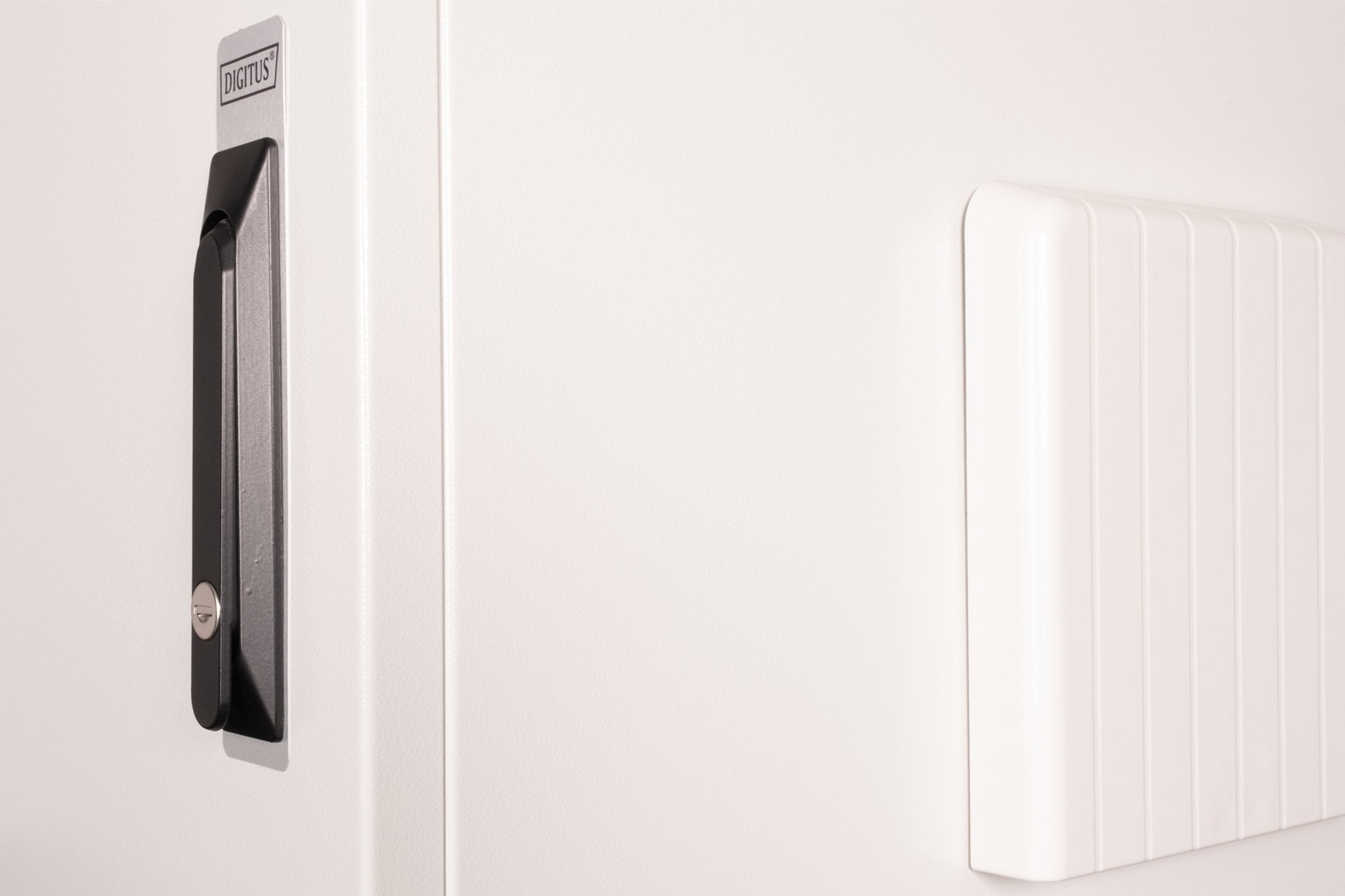 EAN 4016032362135 - Digitus DN-19 07U-6/6-I-OD armario rack Bastidor de pared Gris imagen 3