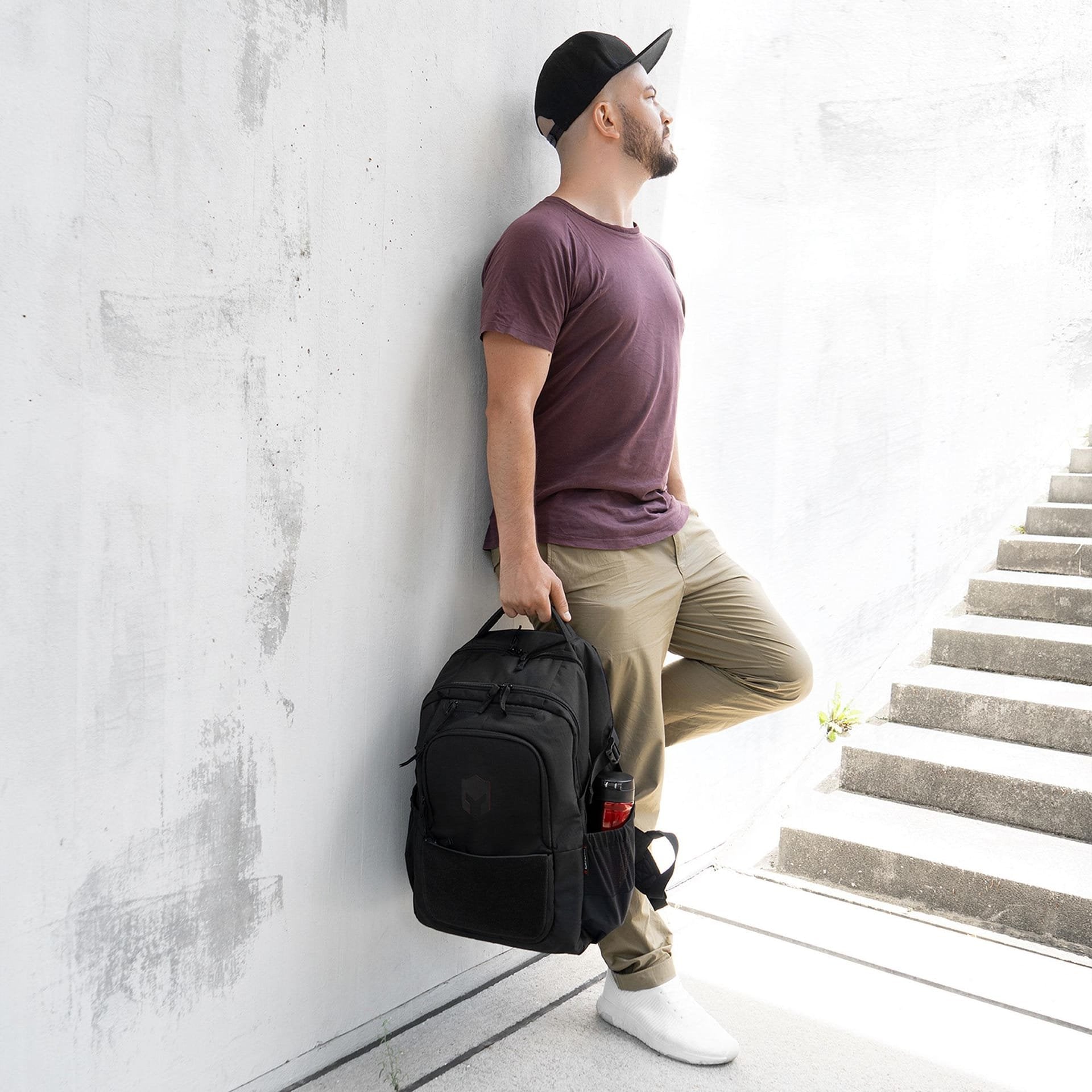 EAN 7640186416818 - CATURIX FORZA 39,6 cm (15.6") Mochila Negro imagen 10