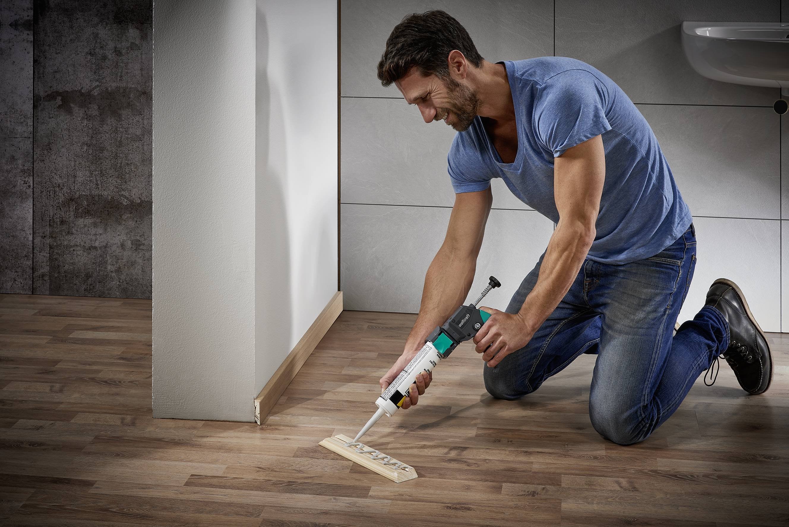 EAN 4006885435704 - wolfcraft GmbH 4357000 pistola de calafateo Pistola de calafateo de cartuchos imagen 13