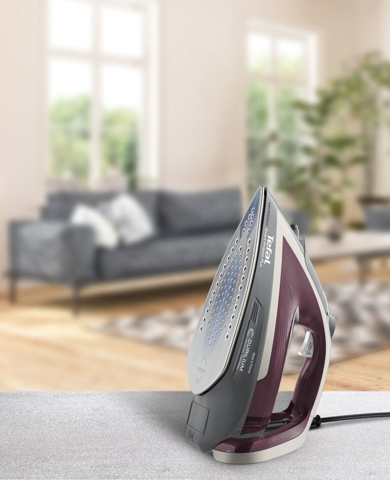 EAN 3121040080177 - Tefal Smart Protect Plus FV6870 Plancha vapor-seco Suela de Durilium Airglide 2800 W Rojo imagen 7