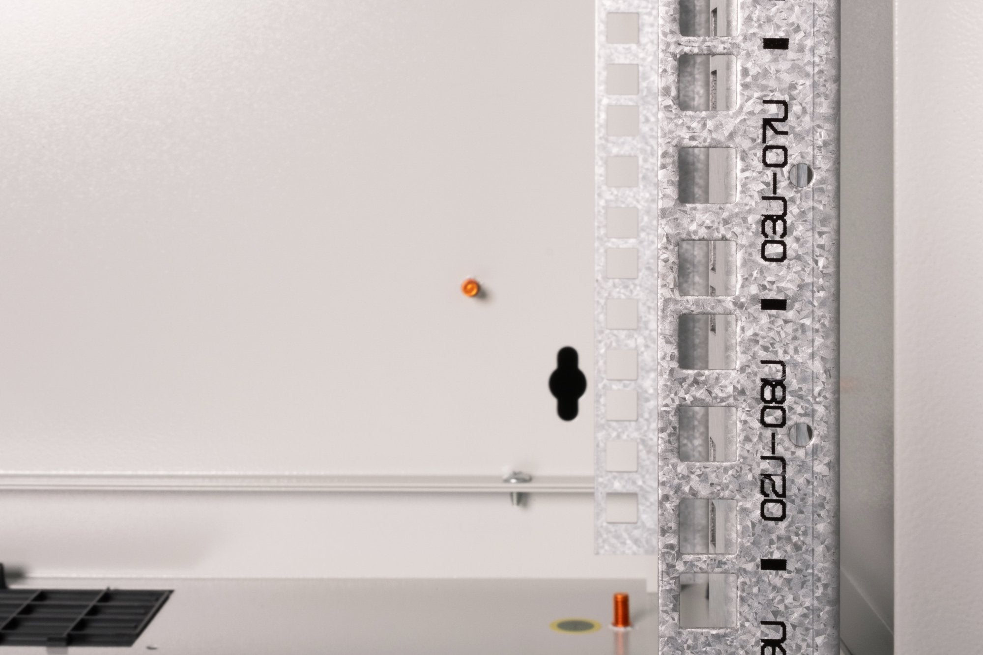 EAN 4016032135210 - Digitus DN-19 09-U armario rack 9U Bastidor de pared Gris imagen 5