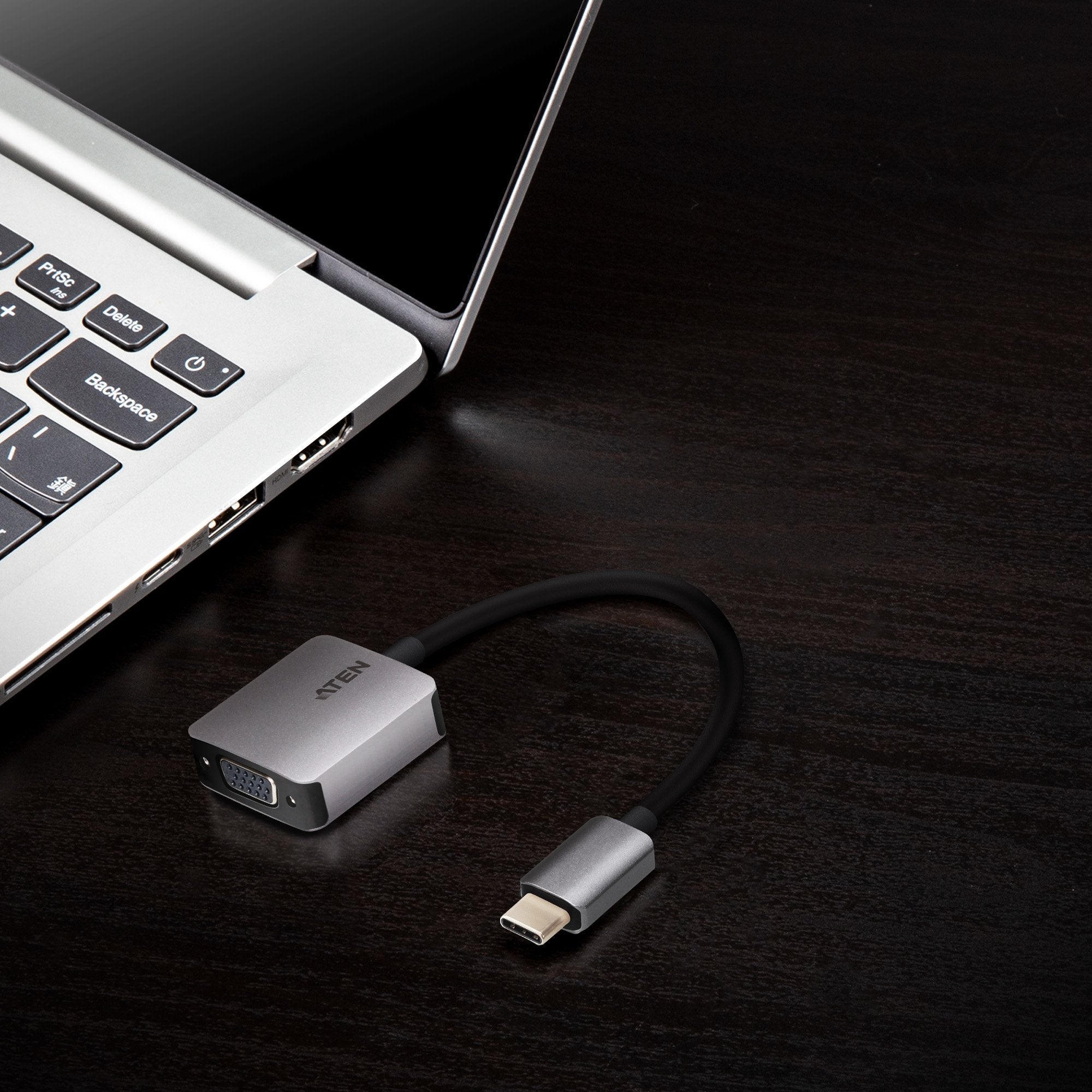 EAN 4710469340000 - ATEN UC3002A-AT adaptador de cable de vídeo USB Tipo C VGA (D-Sub) Negro, Plata imagen 3