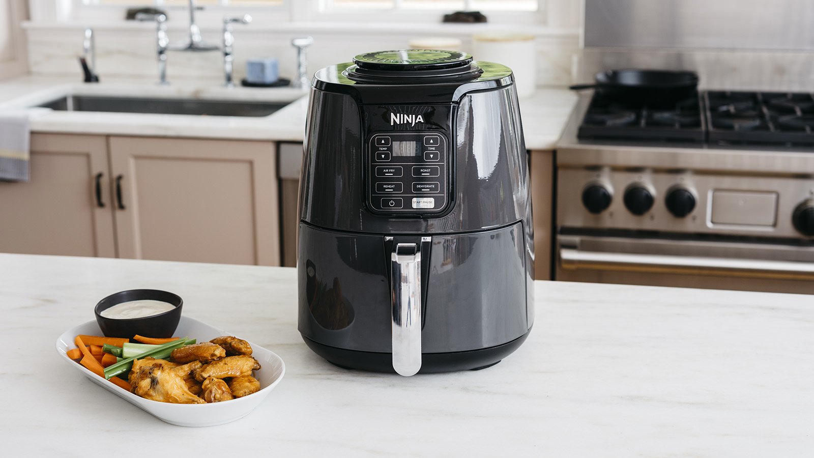 EAN 0622356230643 - Ninja AF100 Sencillo 3,8 L Independiente 1550 W Freidora de aire caliente Negro imagen 5