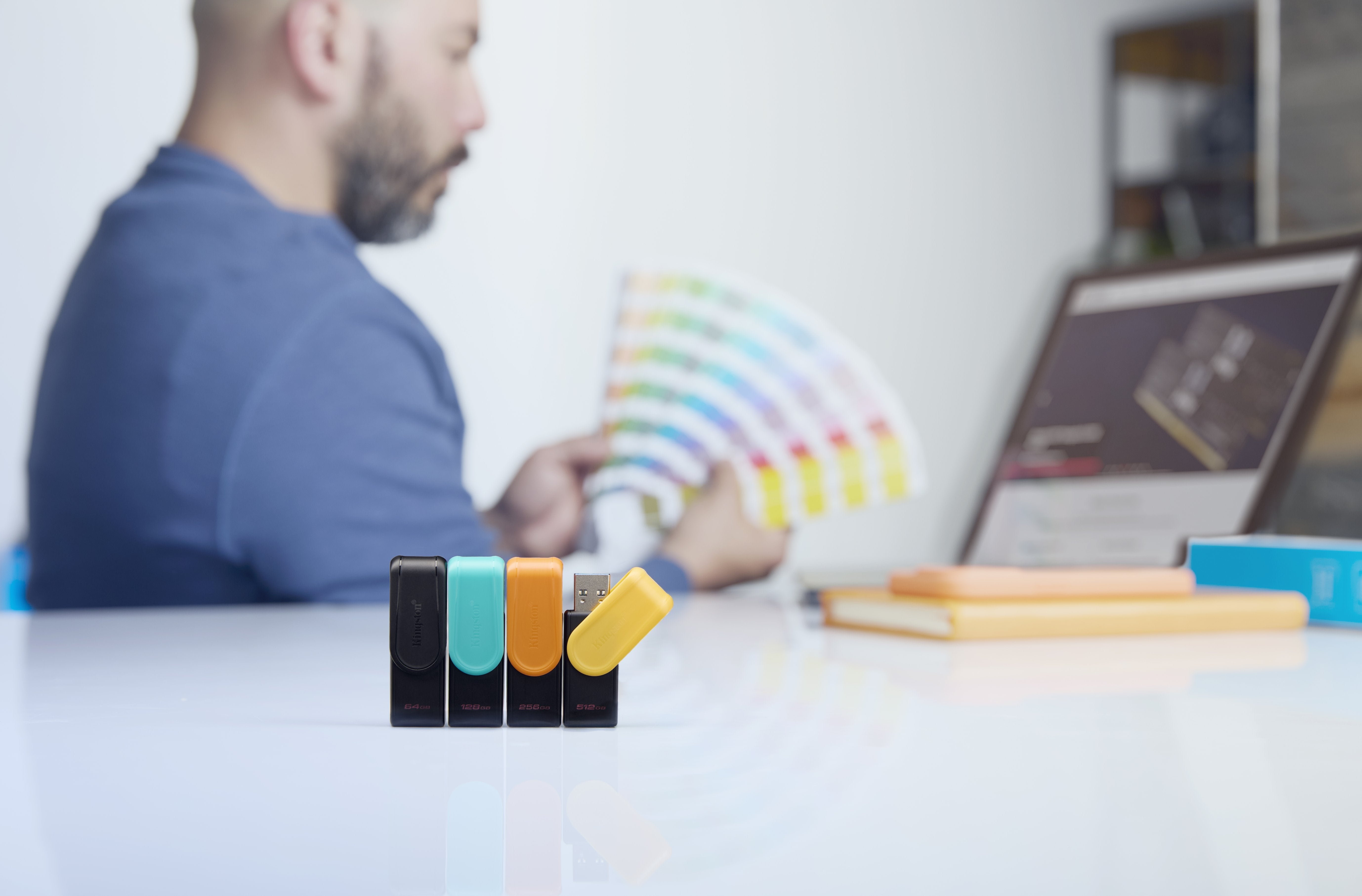 EAN 0740617348699 - Kingston Technology DataTraveler Exodia S unidad flash USB USB tipo A 3.2 Gen 1 (3.1 Gen 1) Negro, Turque imagen 7